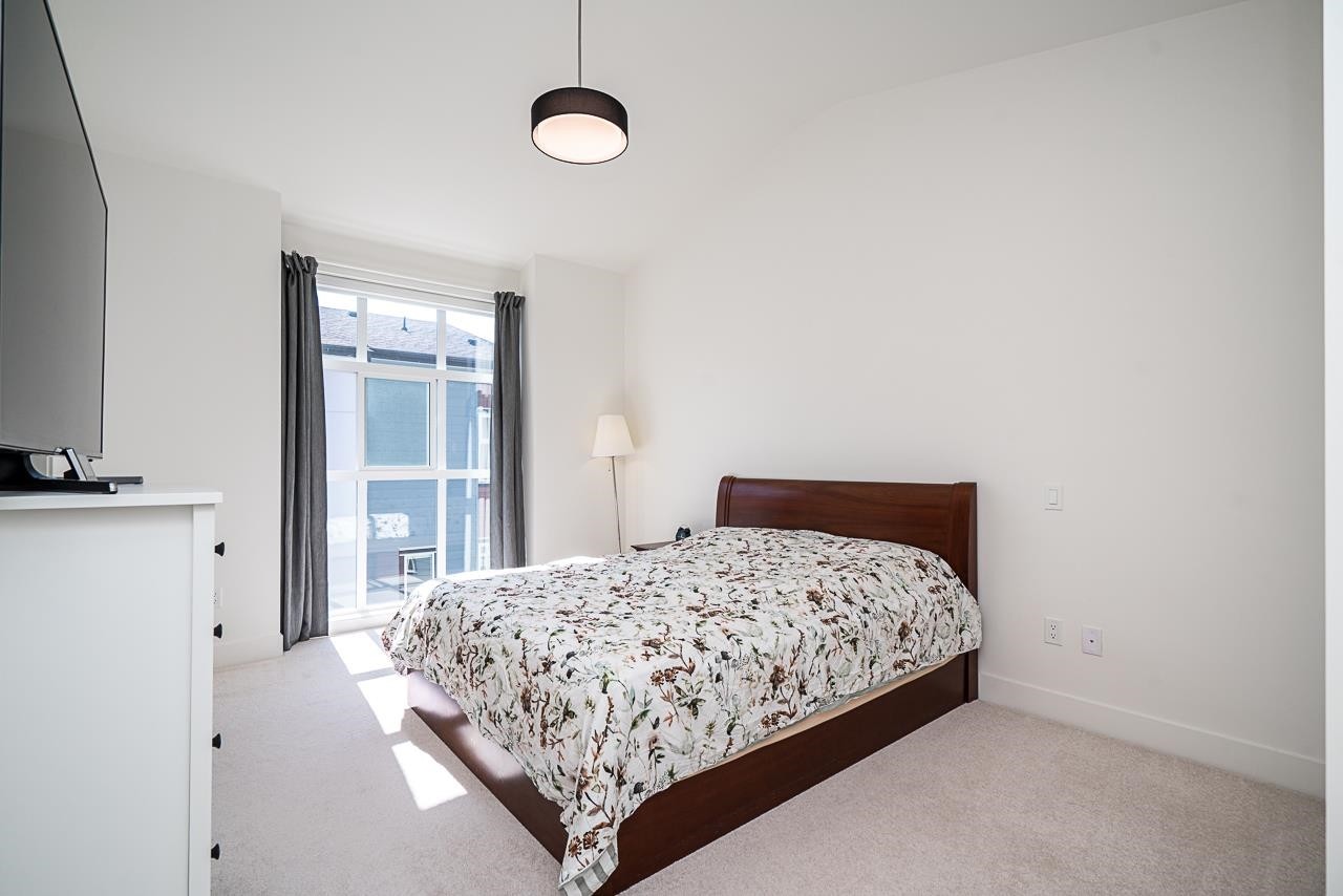 8-7670 207 Street, Langley, BC