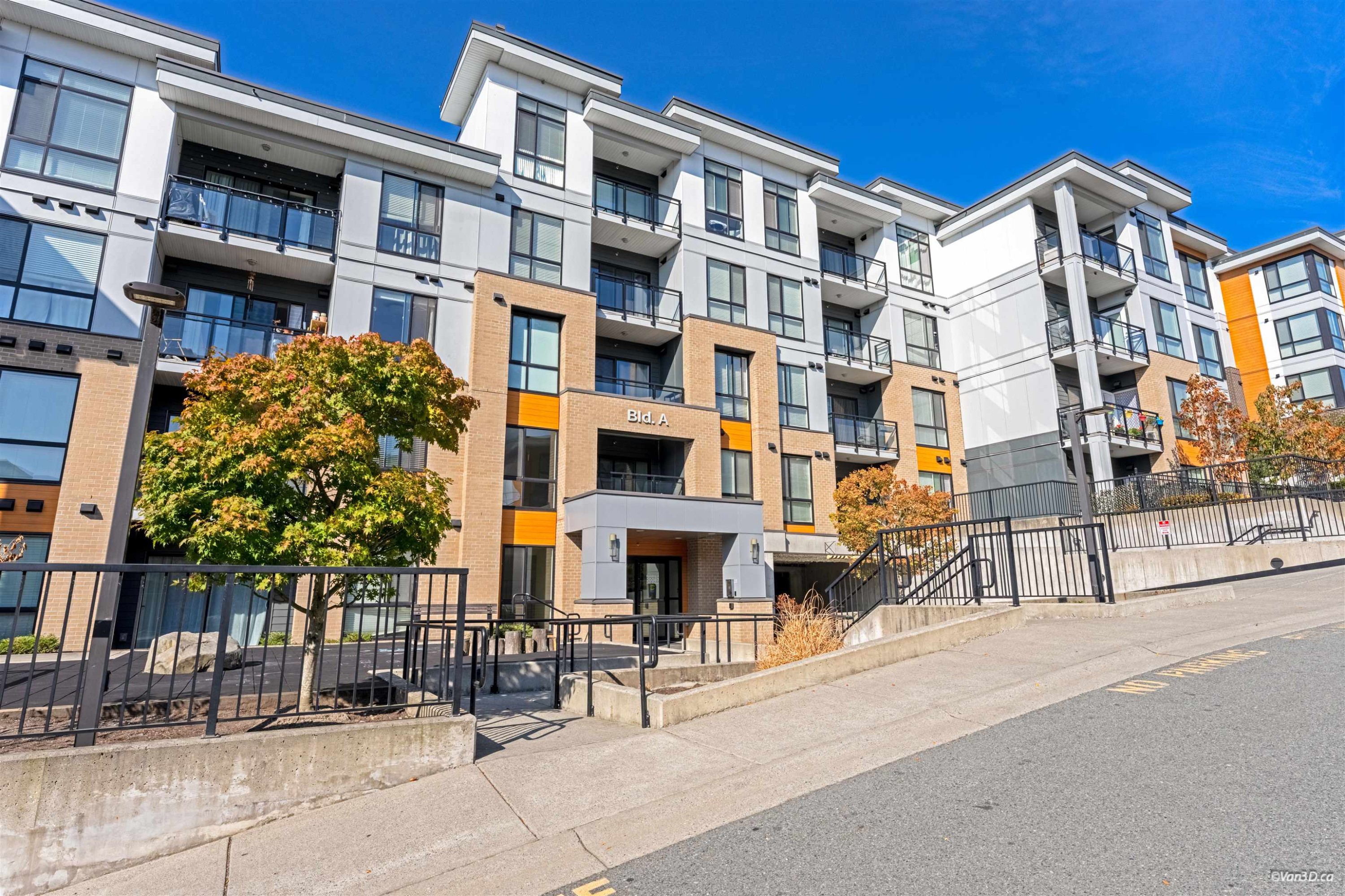 A207-20087 68 Avenue, Langley, BC