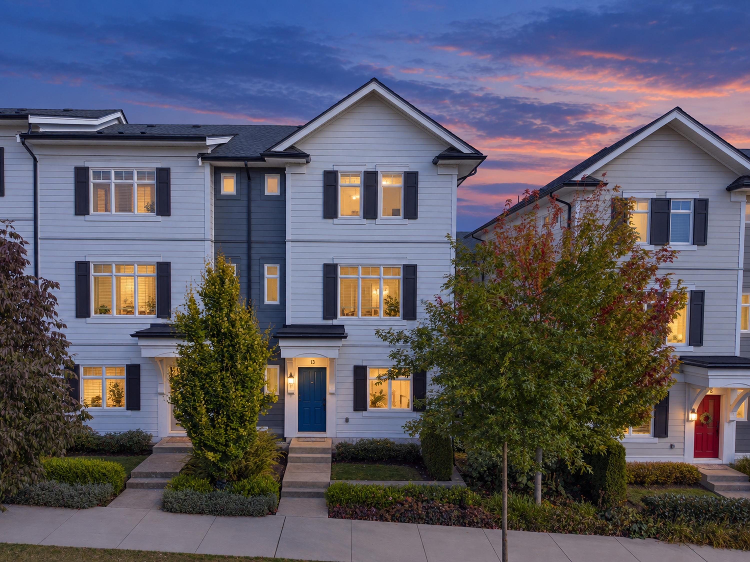 13-2070 Oak Meadows Drive, Surrey, BC