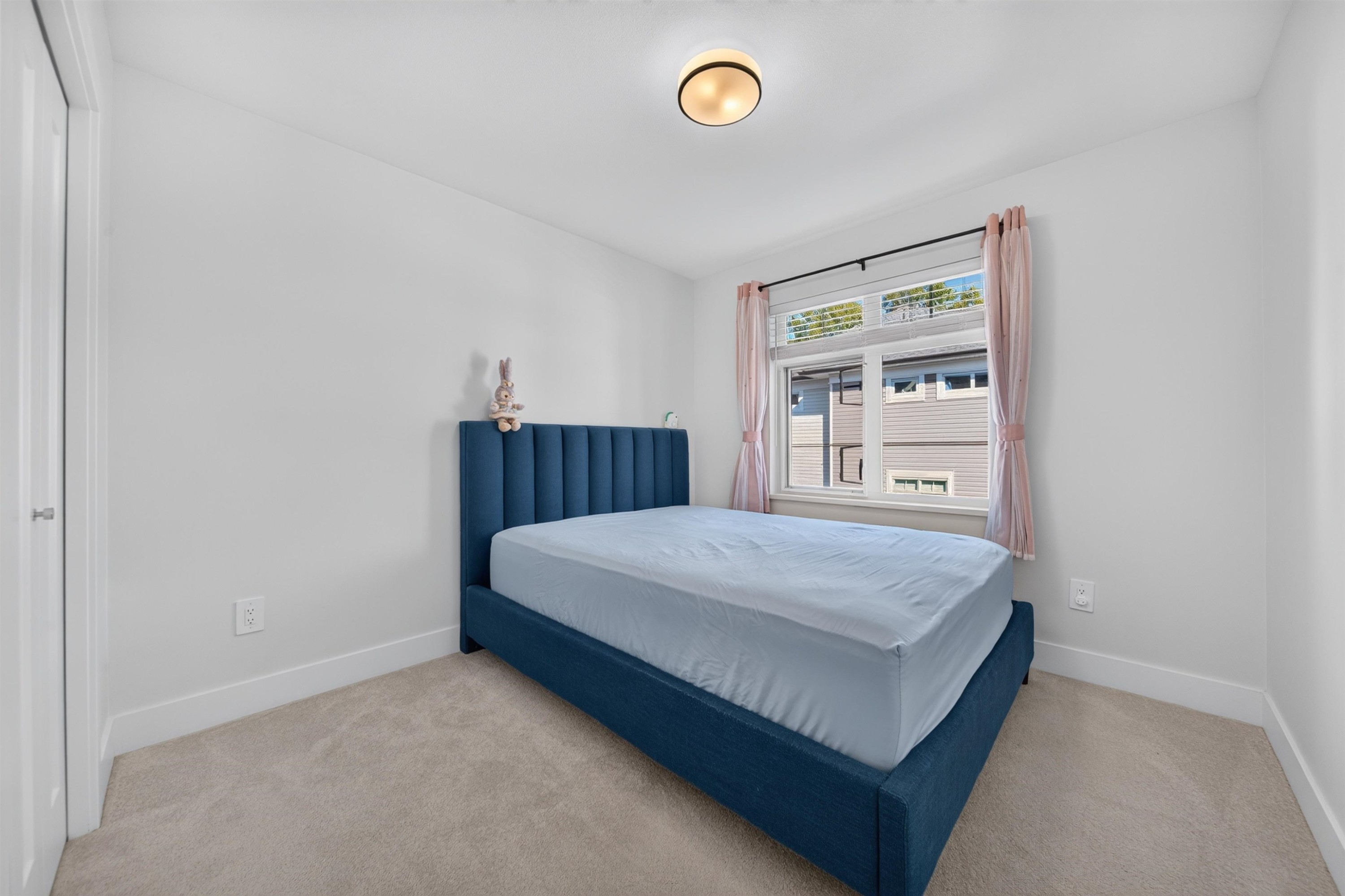 13-2070 Oak Meadows Drive, Surrey, BC