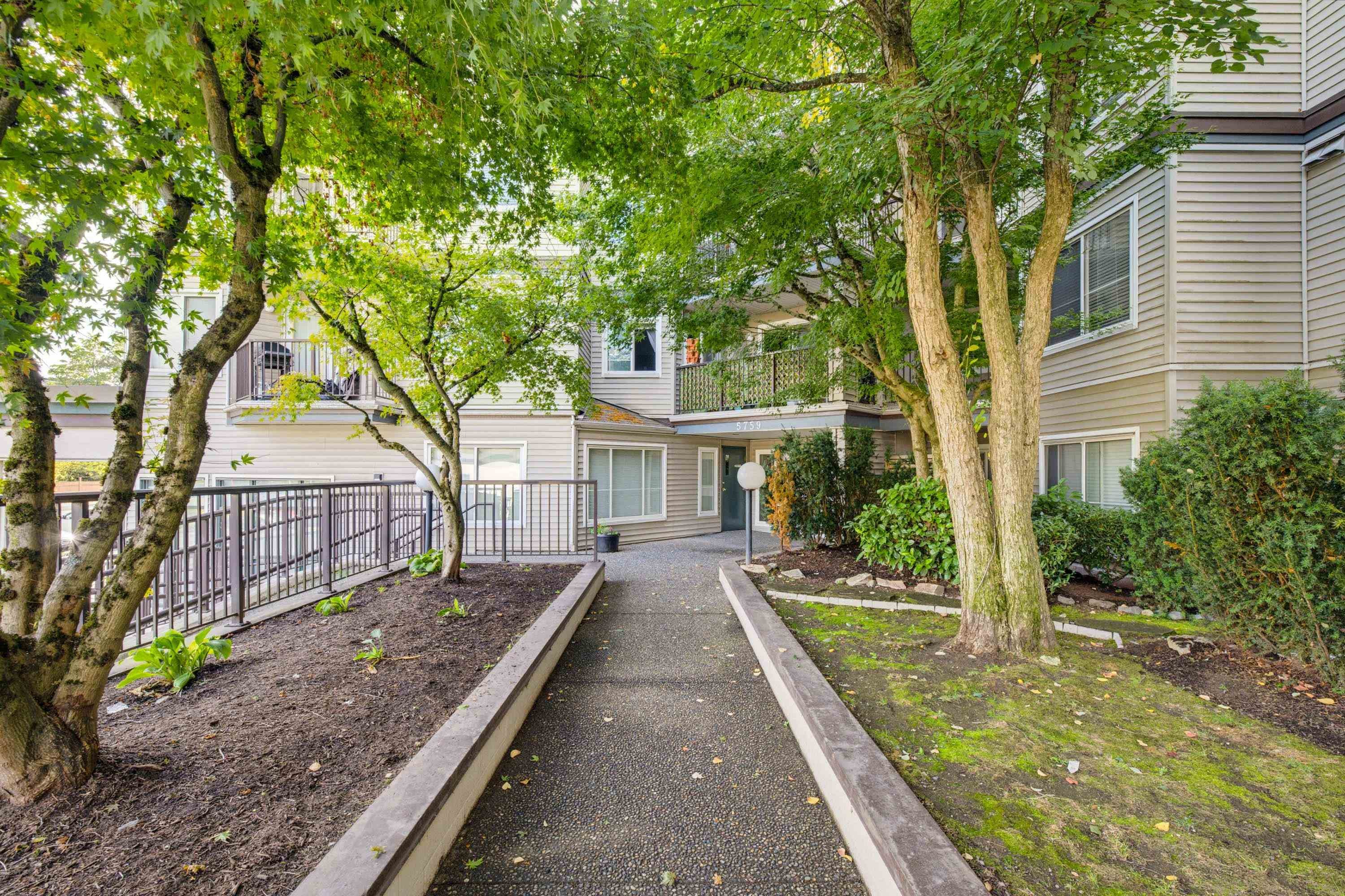 302-5759 Glover Road, Langley, BC