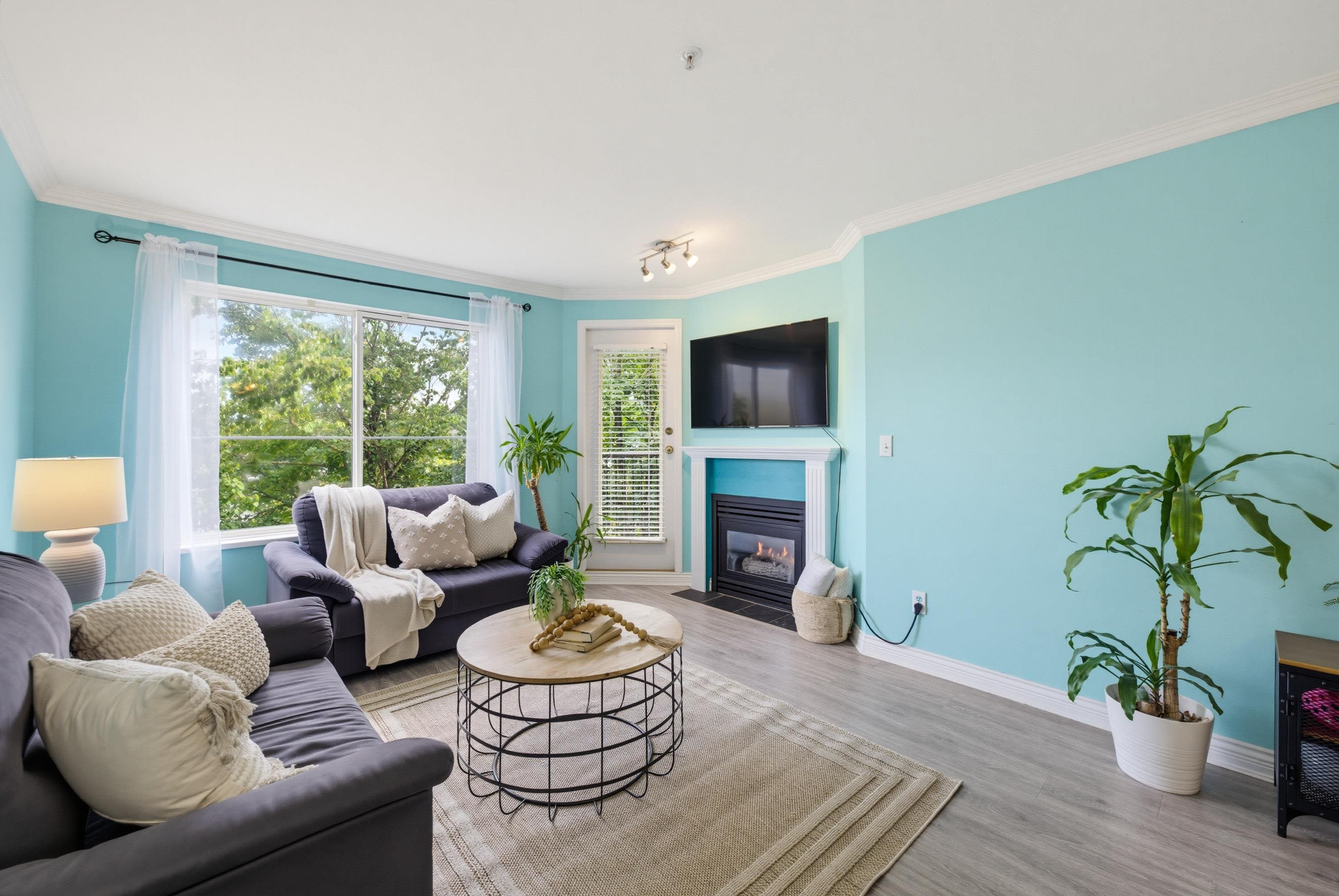 302-5759 Glover Road, Langley, BC
