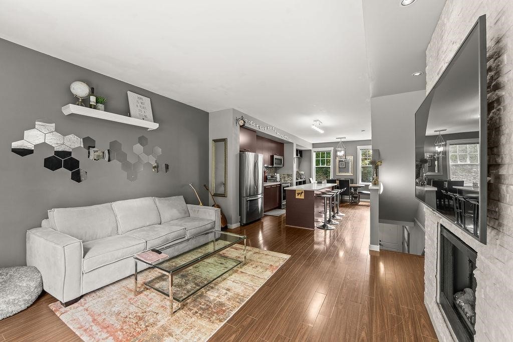 38-18983 72A Avenue, Surrey, BC