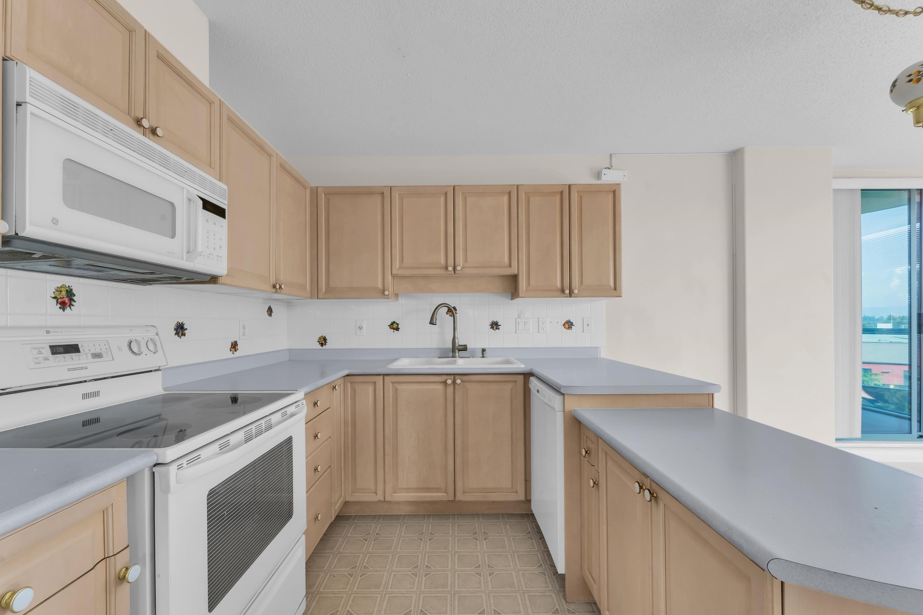 801-33065 Mill Lake Road, Abbotsford, BC