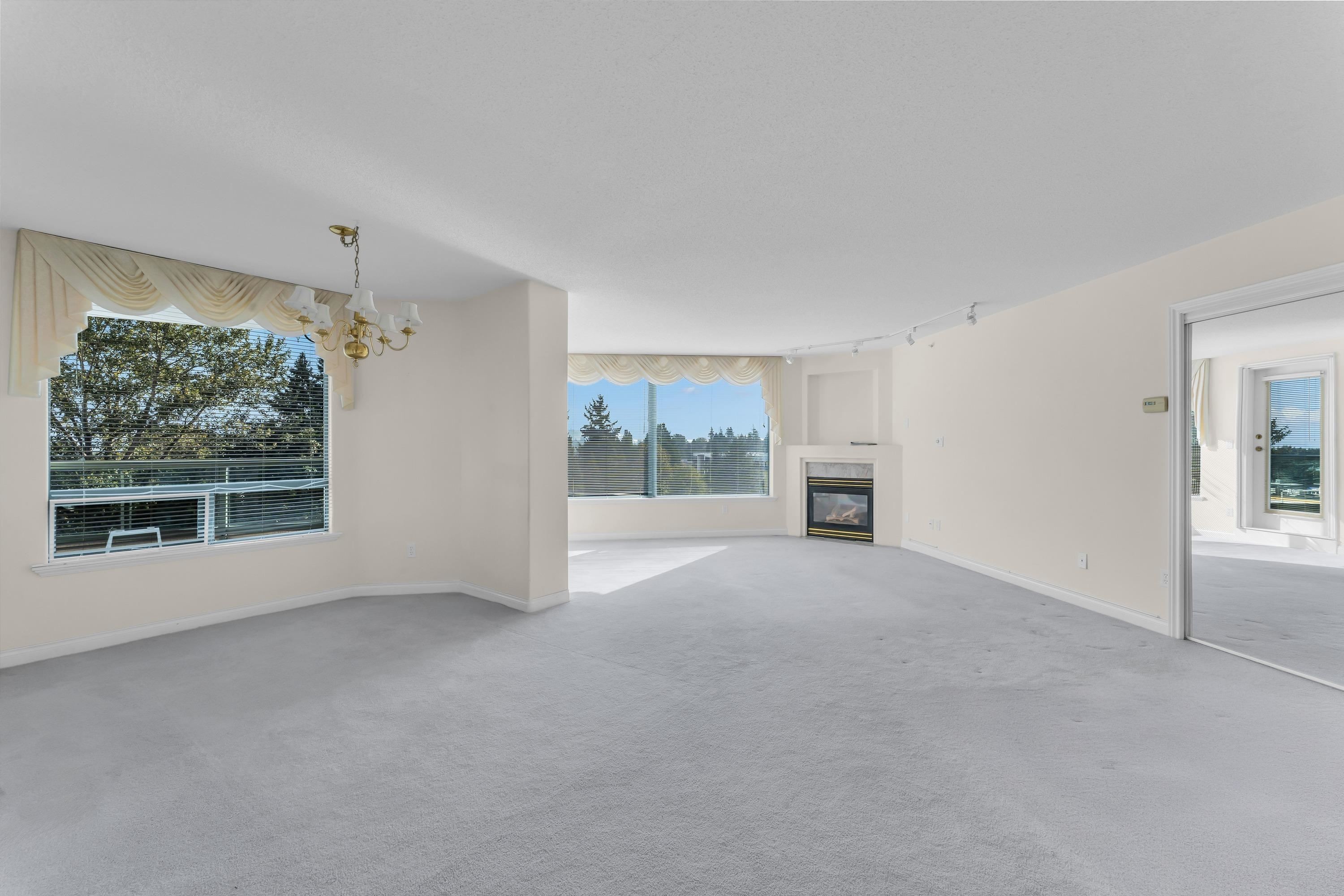 801-33065 Mill Lake Road, Abbotsford, BC
