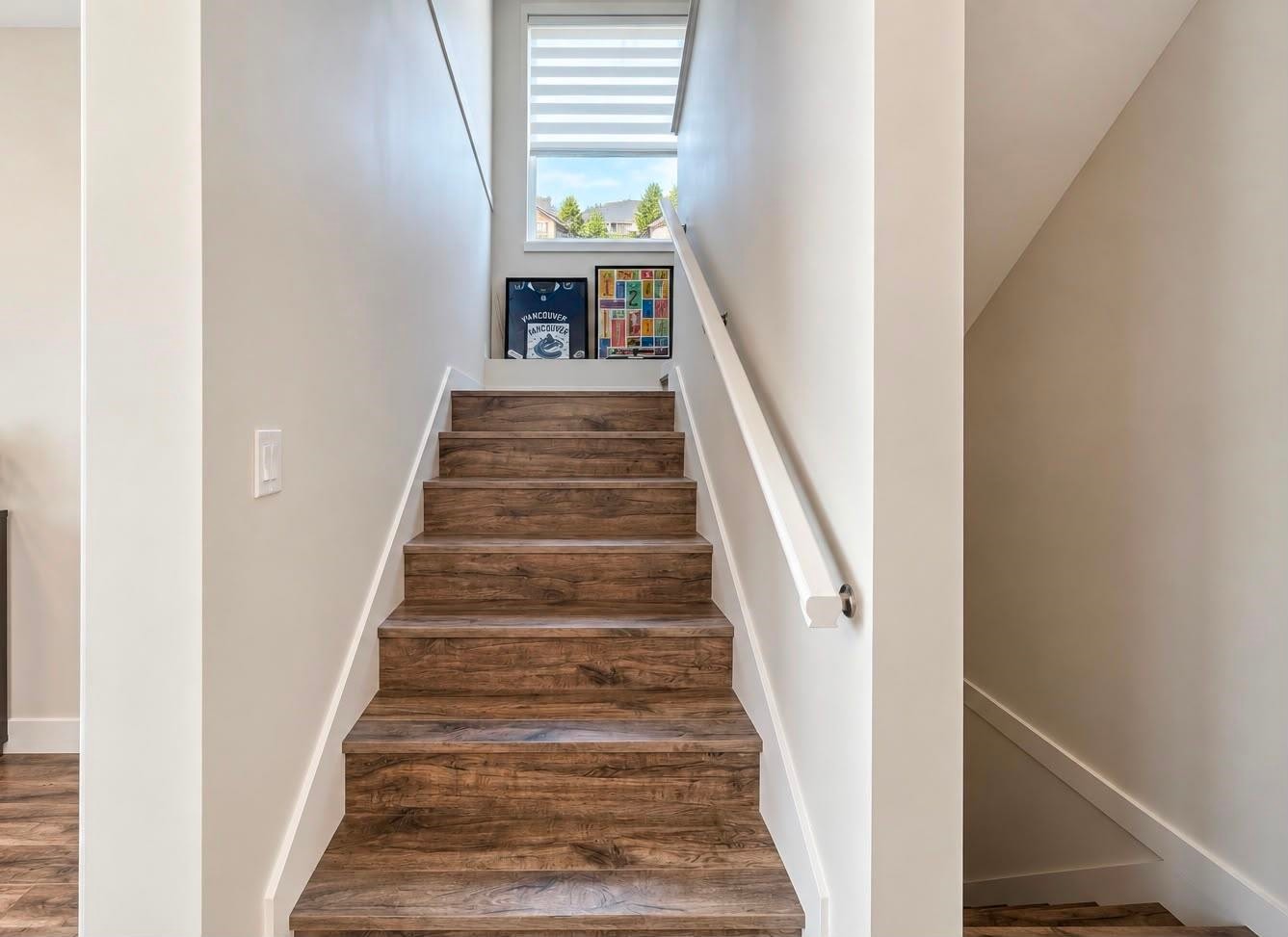 73-15665 Mountain View Drive, Surrey, BC