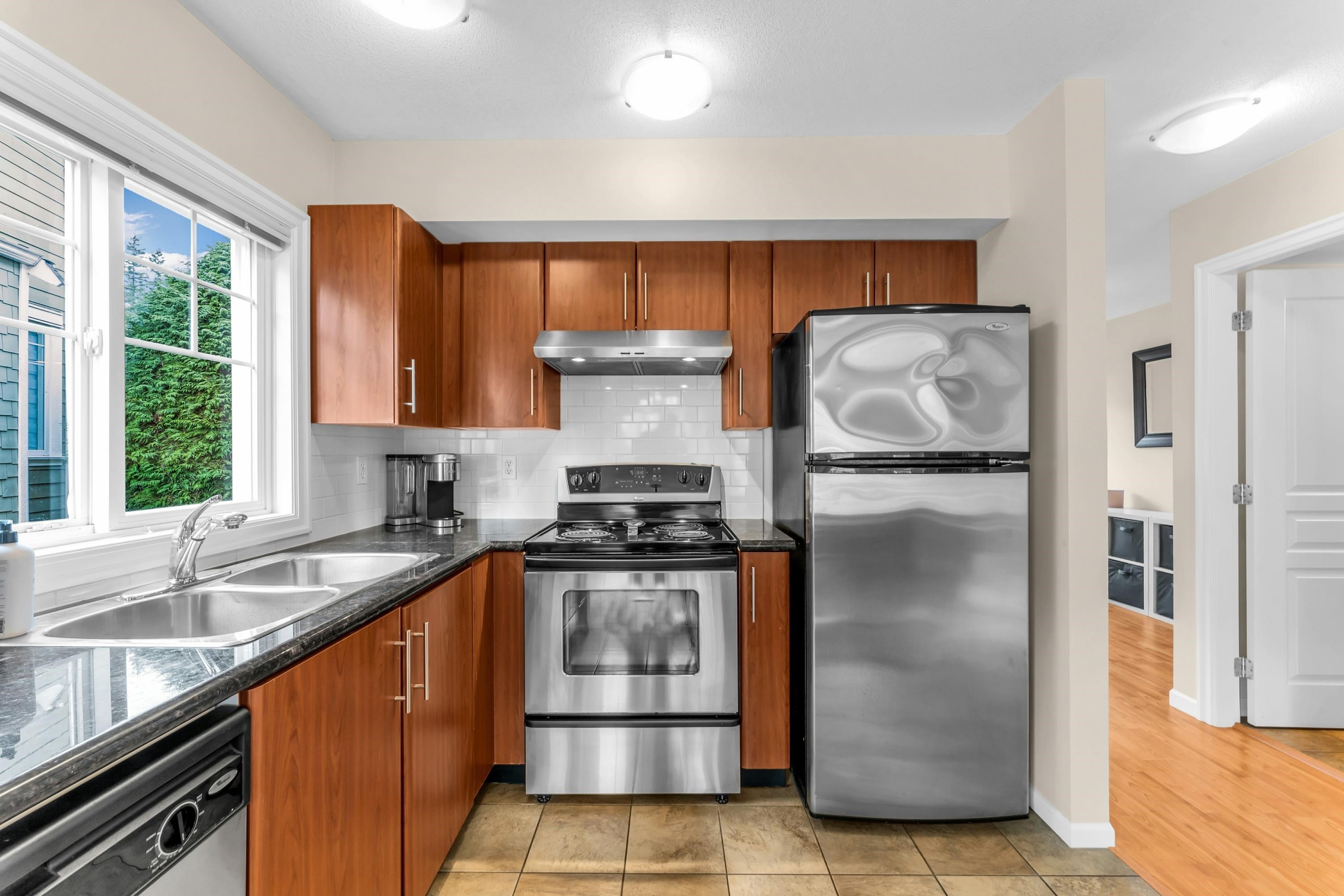 6-6110 138 Street, Surrey, BC