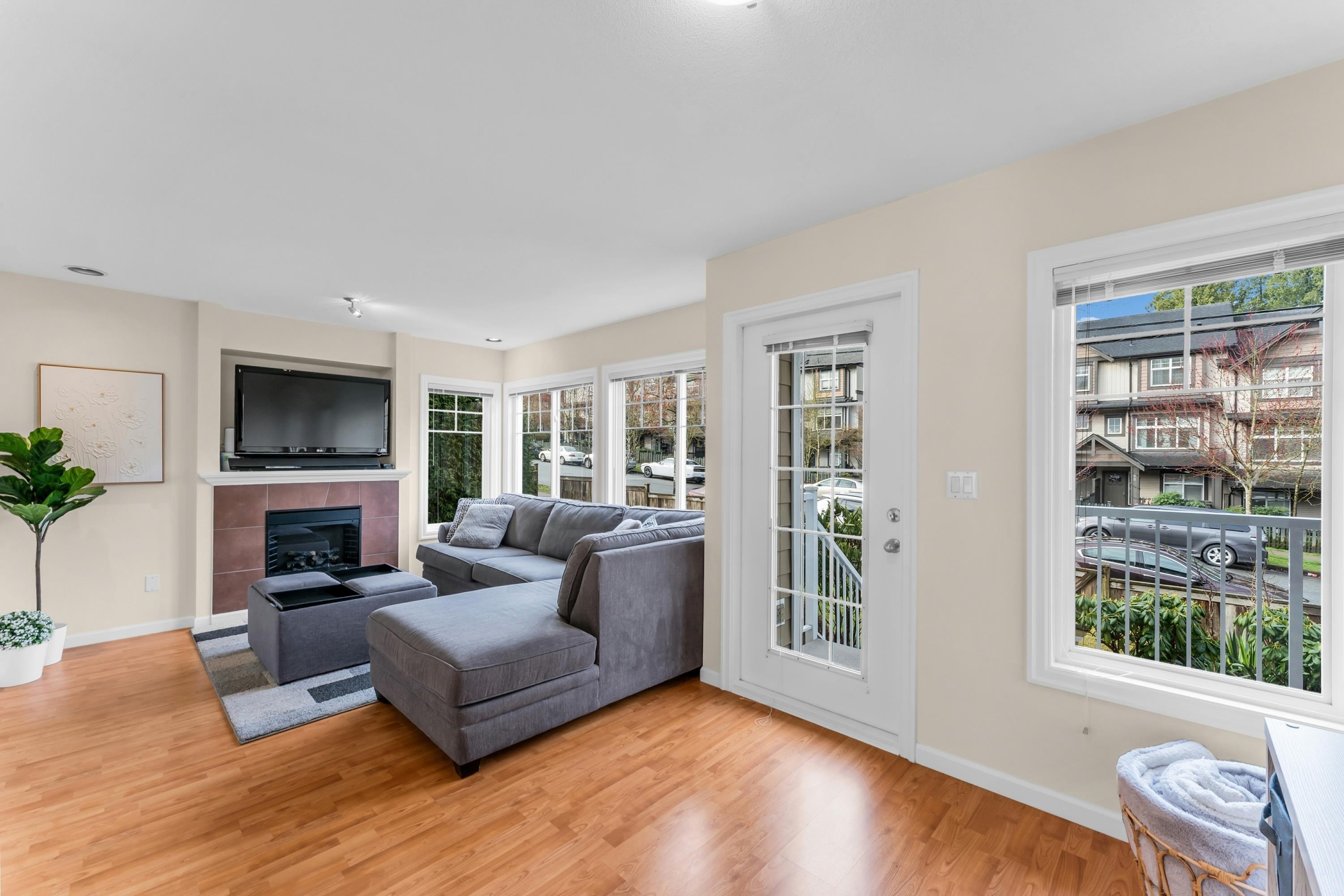 6-6110 138 Street, Surrey, BC