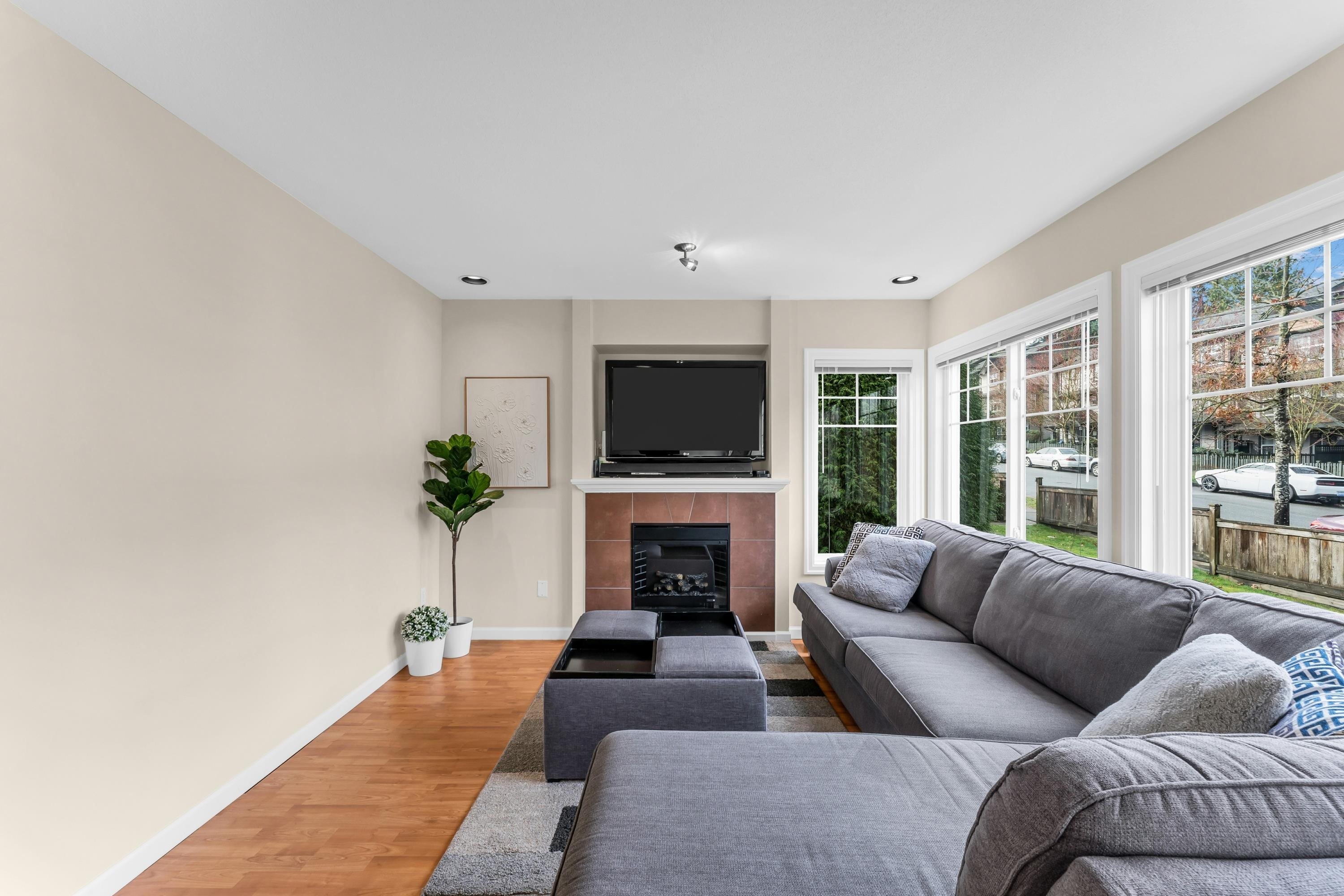 6-6110 138 Street, Surrey, BC