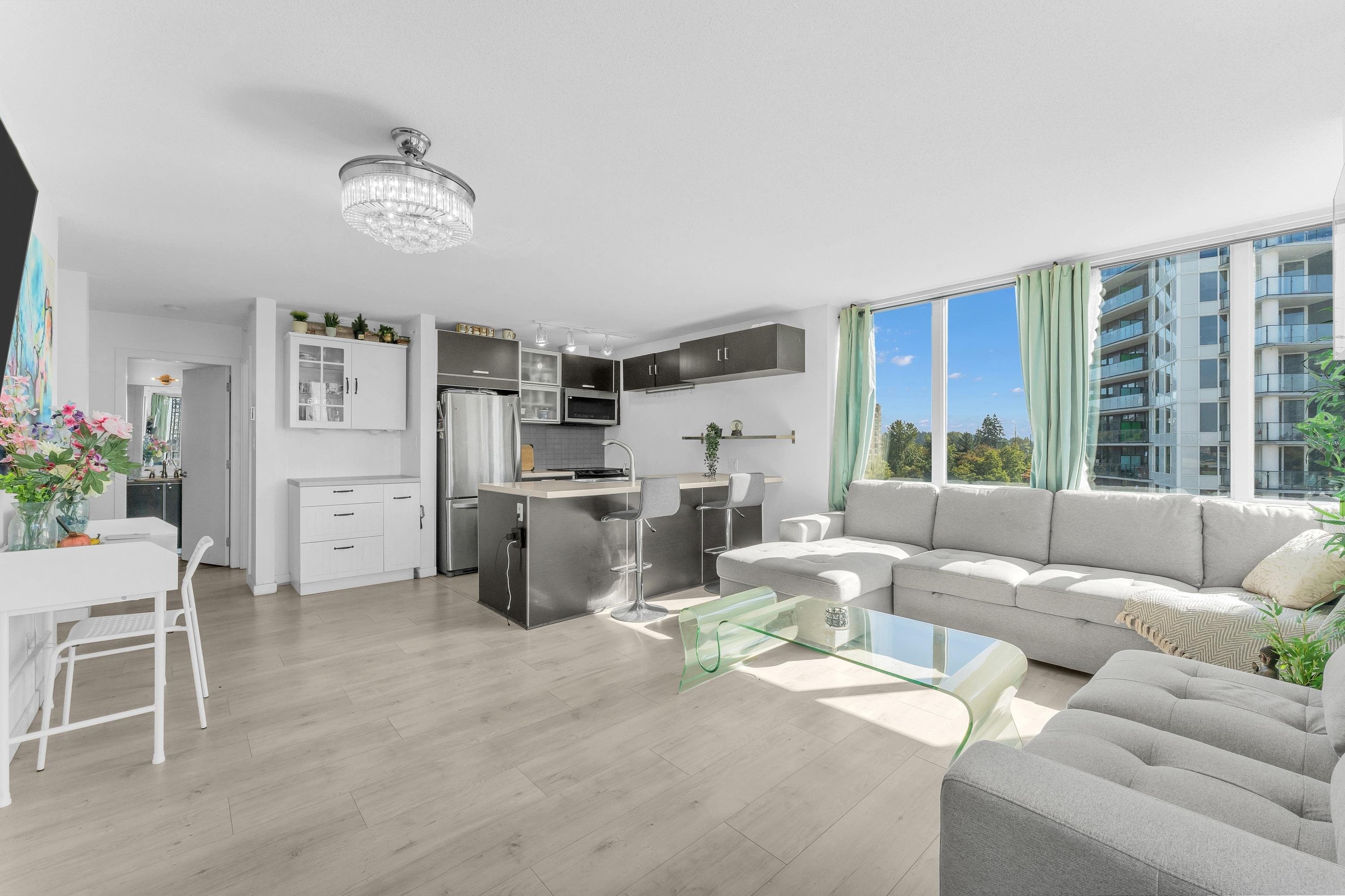 807-9981 Whalley Boulevard, Surrey, BC