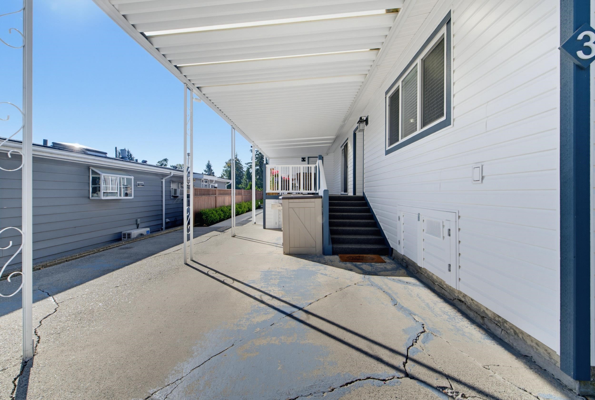 3-27111 0 Avenue, Langley, BC