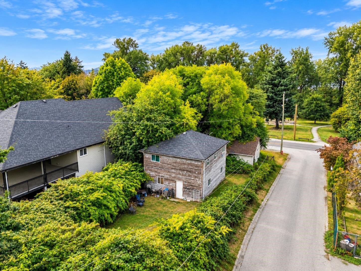 13090 111 Avenue, Surrey, BC