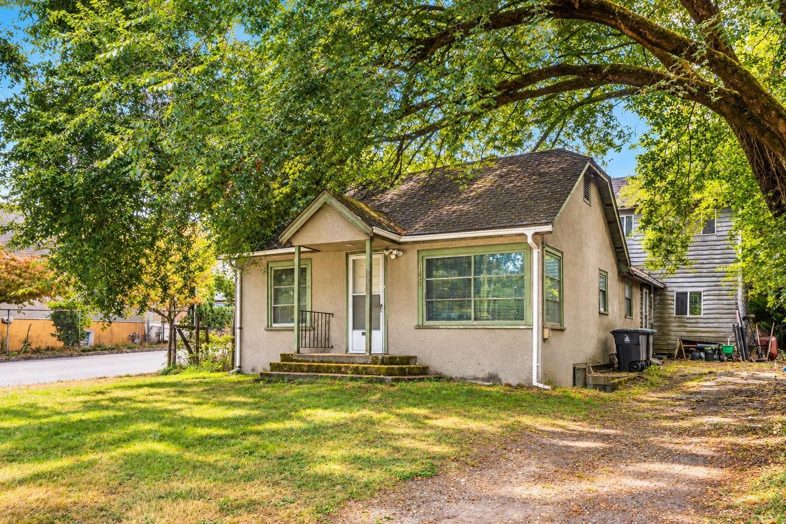 13090 111 Avenue, Surrey, BC
