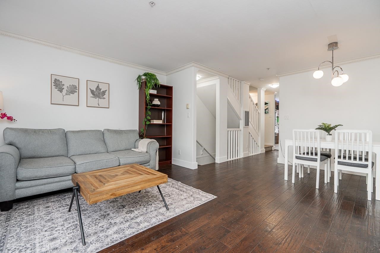 15-8968 208 Street, Langley, BC