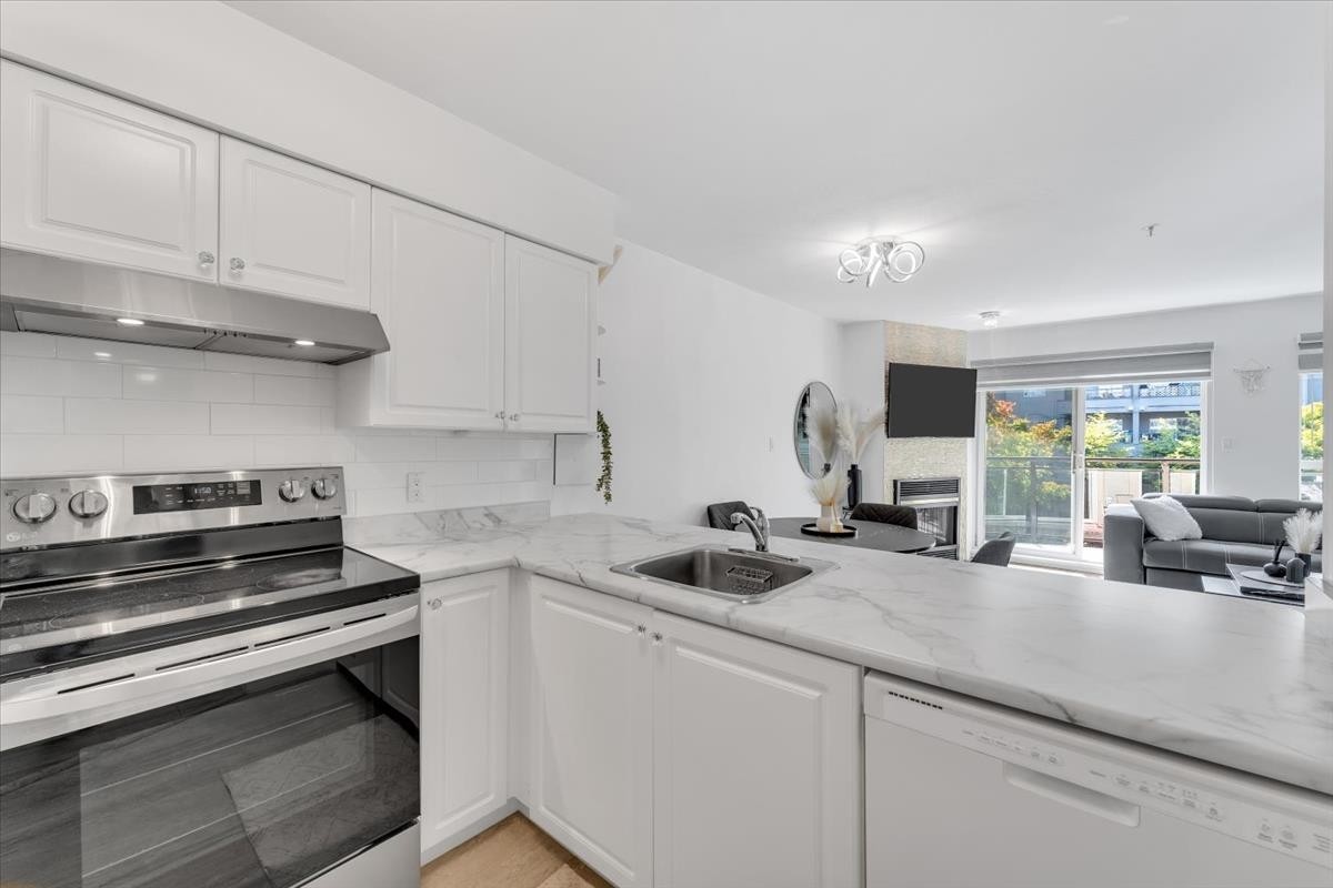315-7505 138 Street, Surrey, BC