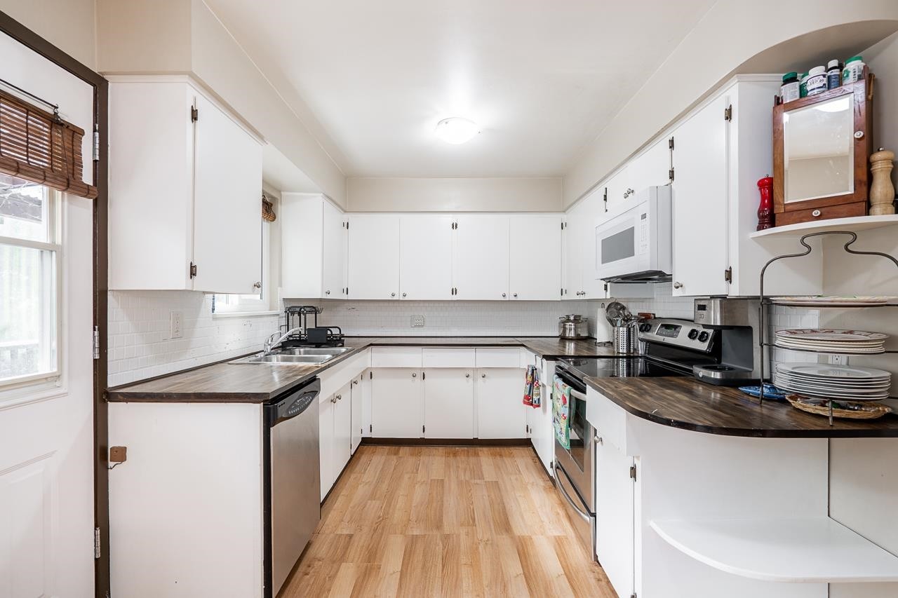 15084 Raven Place, Surrey, BC