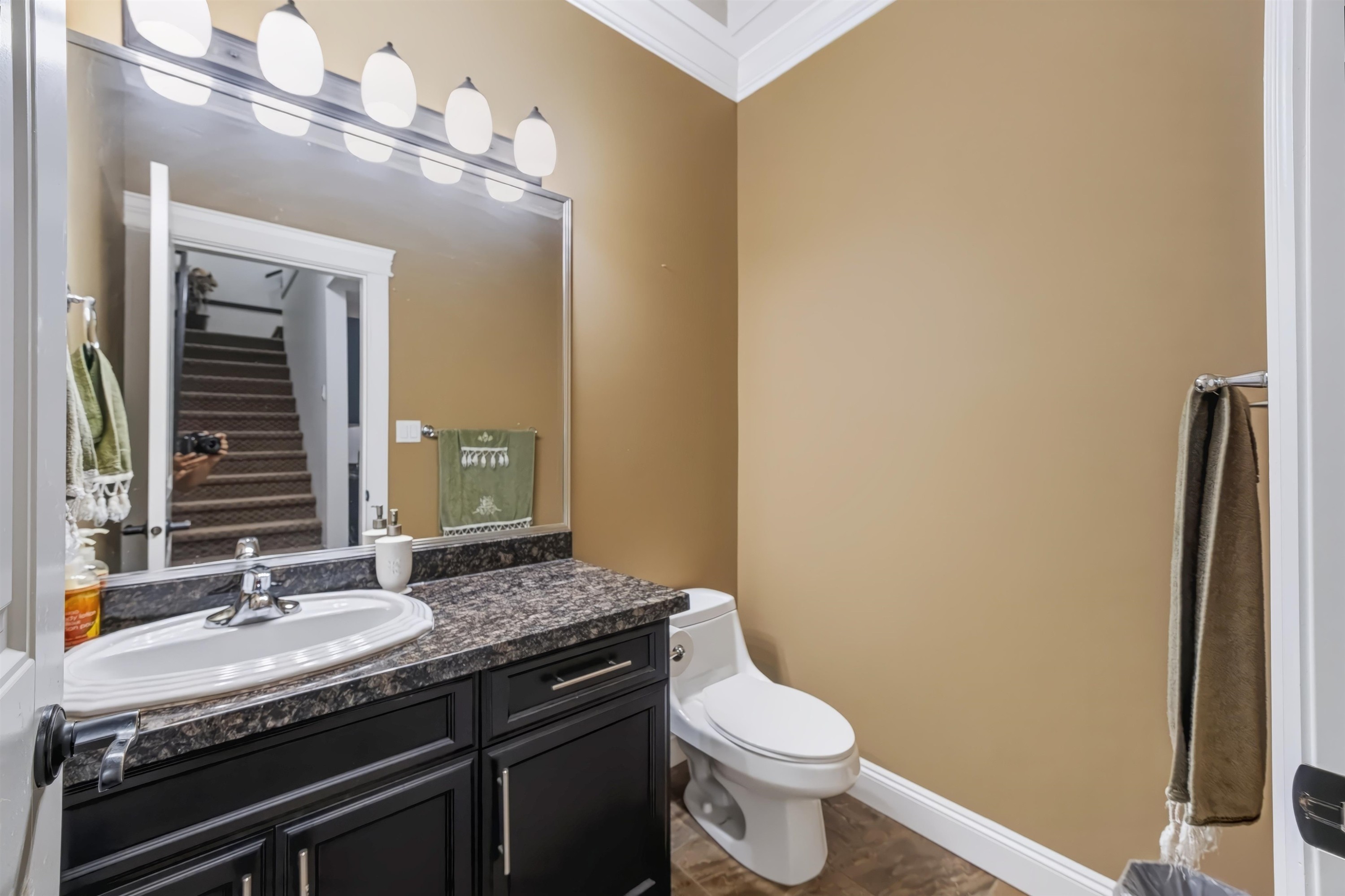 35708 Zanatta Place, Abbotsford, BC