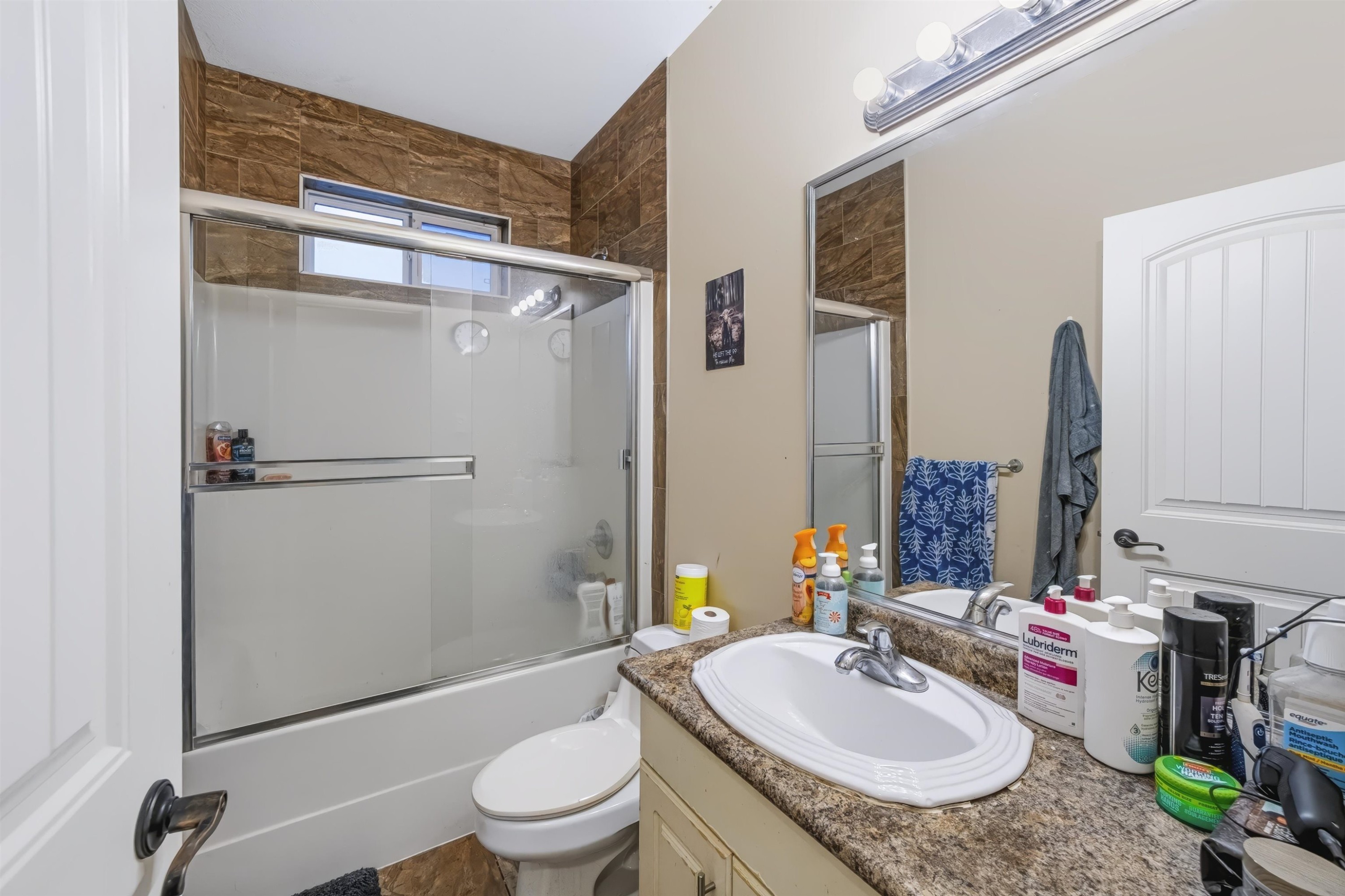 35708 Zanatta Place, Abbotsford, BC