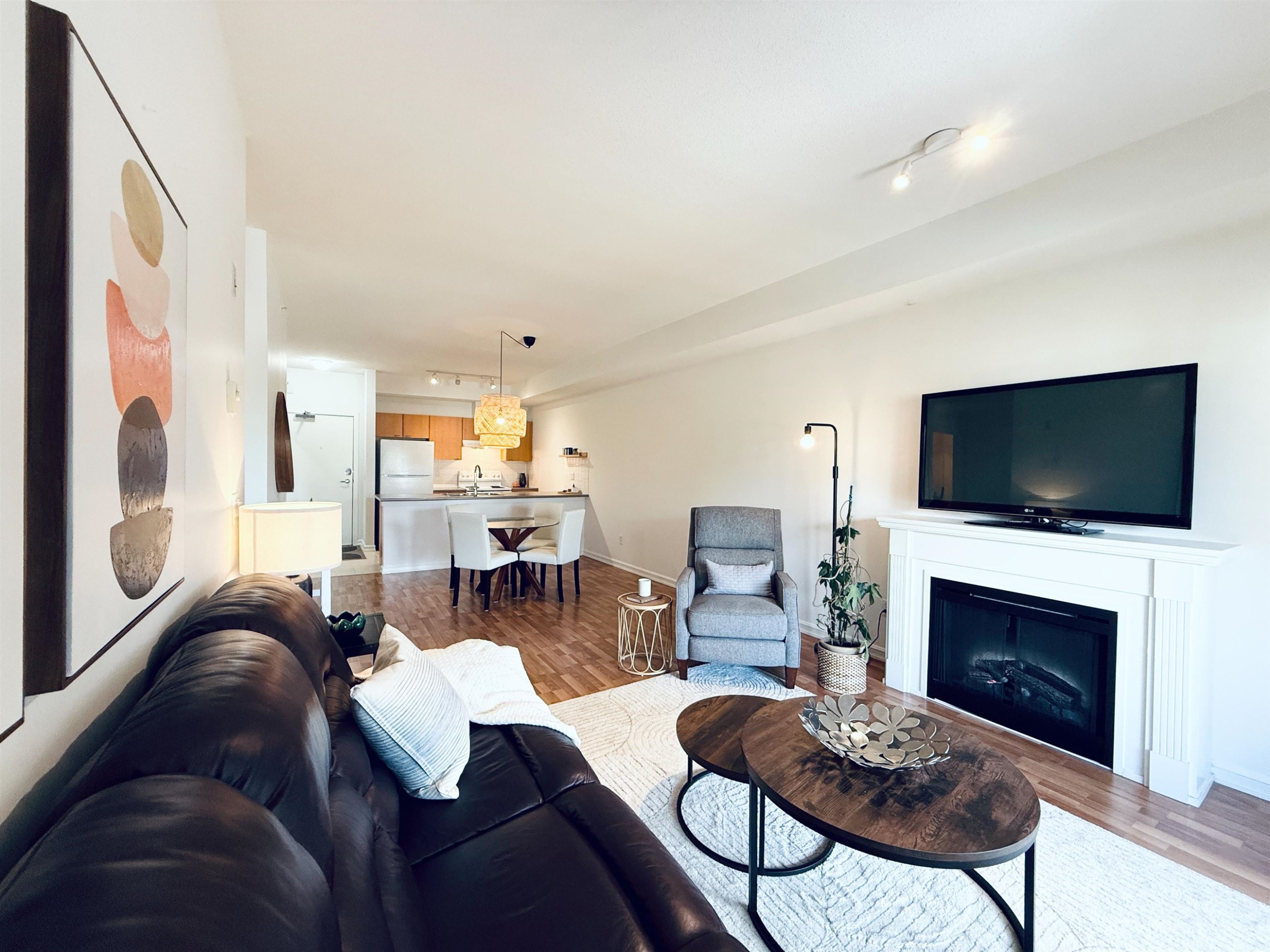 403-10088 148 Street, Surrey, BC