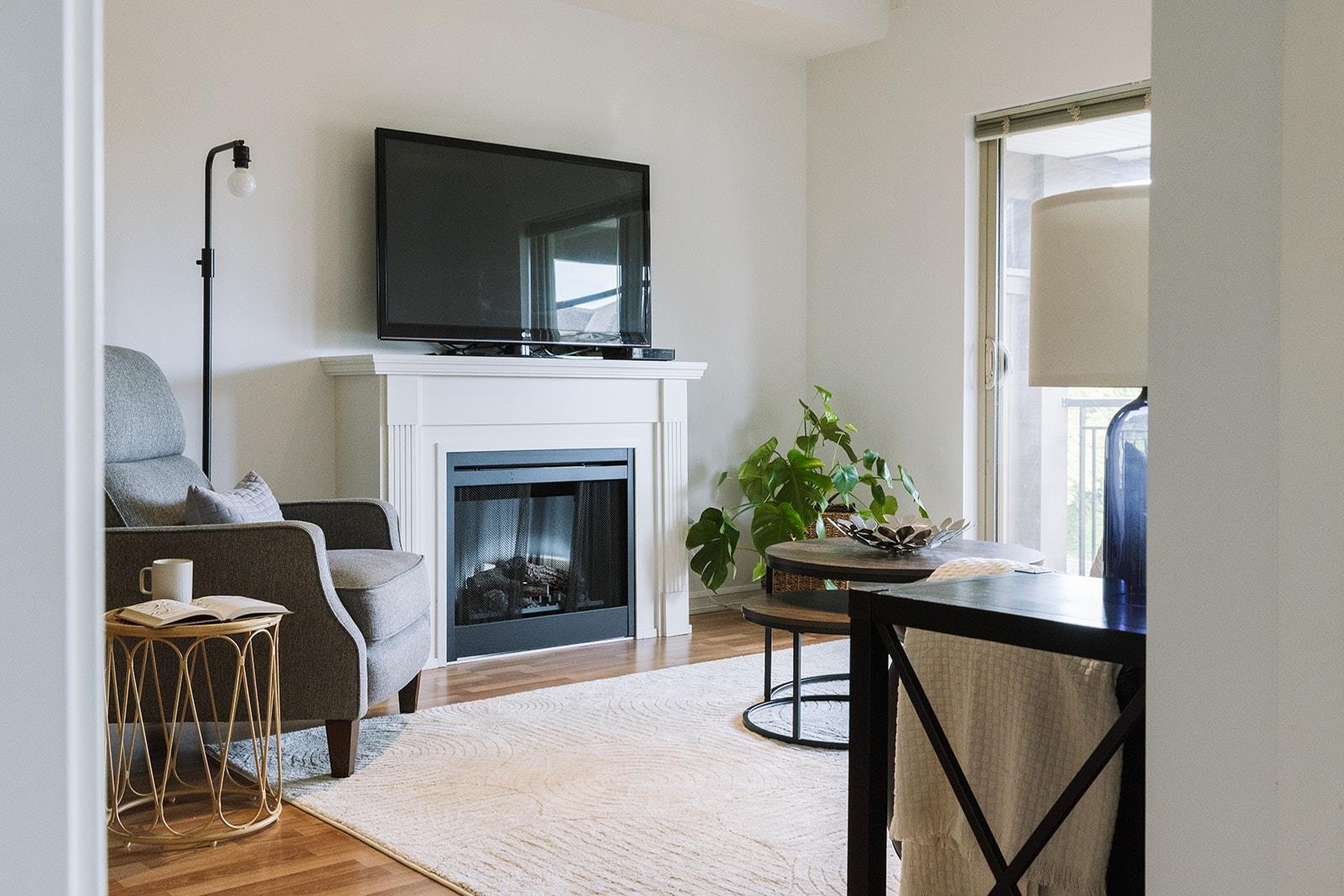 403-10088 148 Street, Surrey, BC