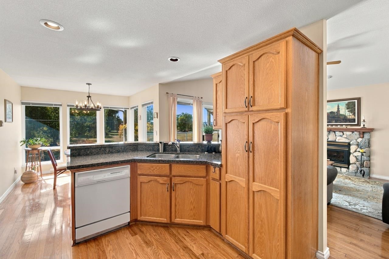 17037 0 Avenue, Surrey, BC