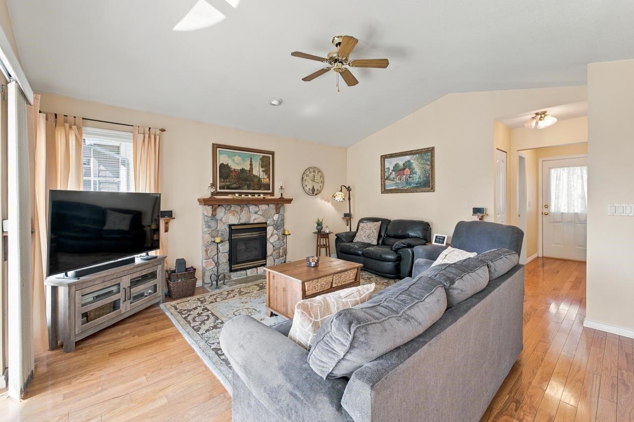 17037 0 Avenue, Surrey, BC