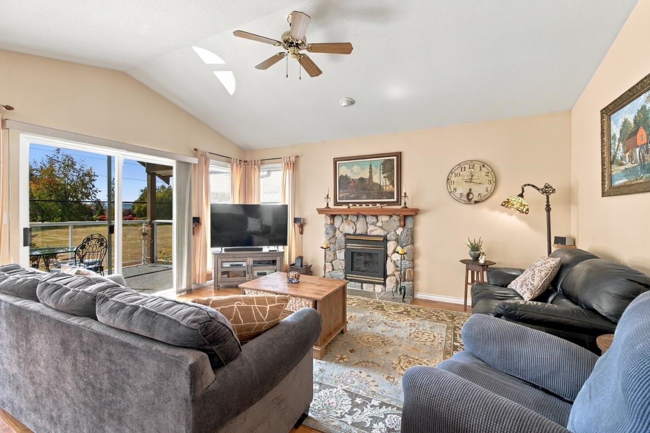 17037 0 Avenue, Surrey, BC