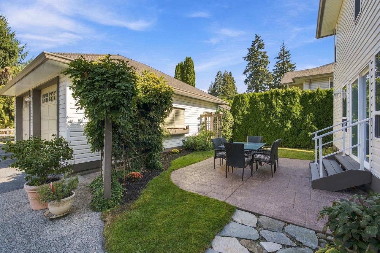 17037 0 Avenue, Surrey, BC