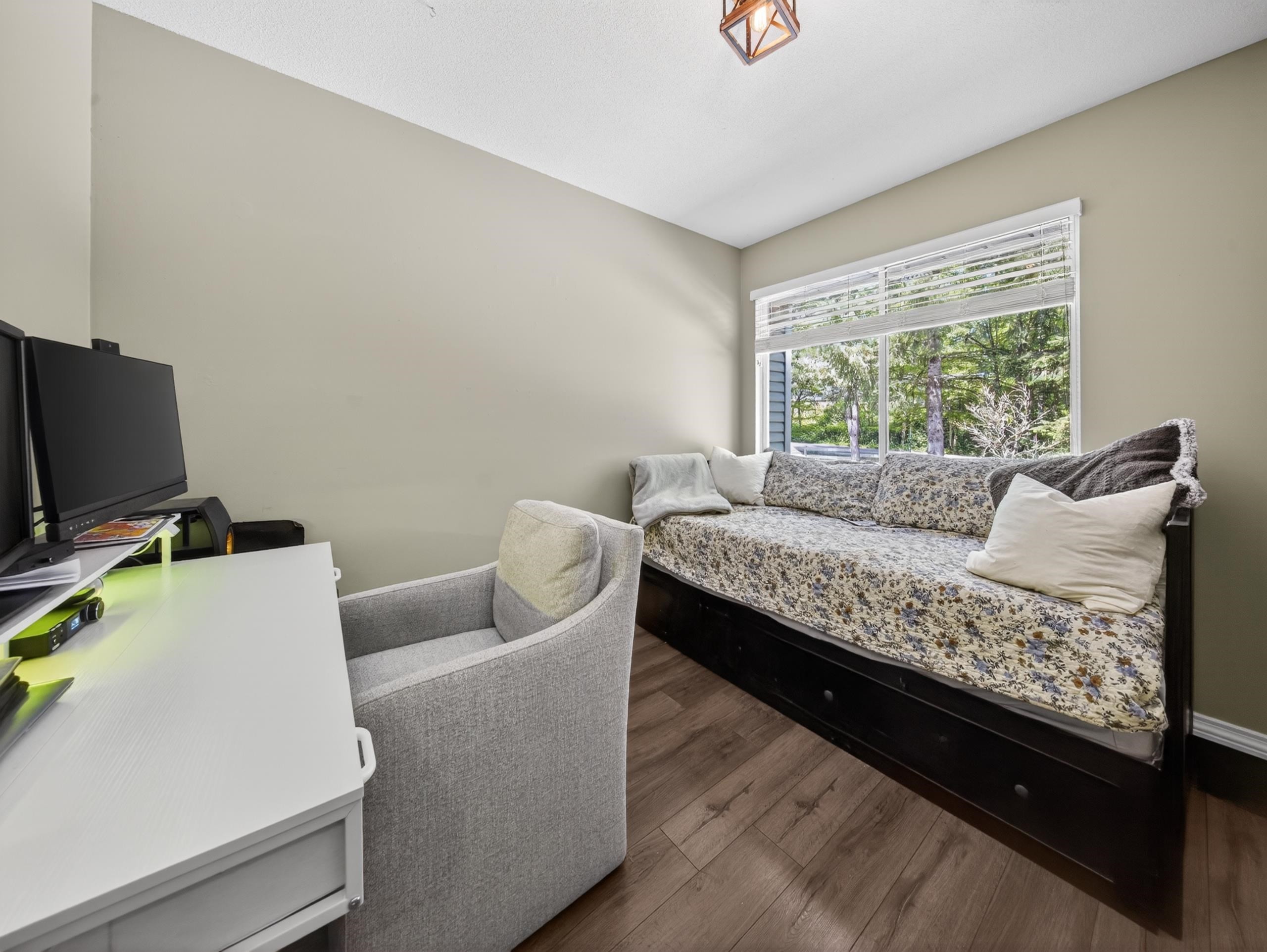 512-13900 Hyland Road, Surrey, BC