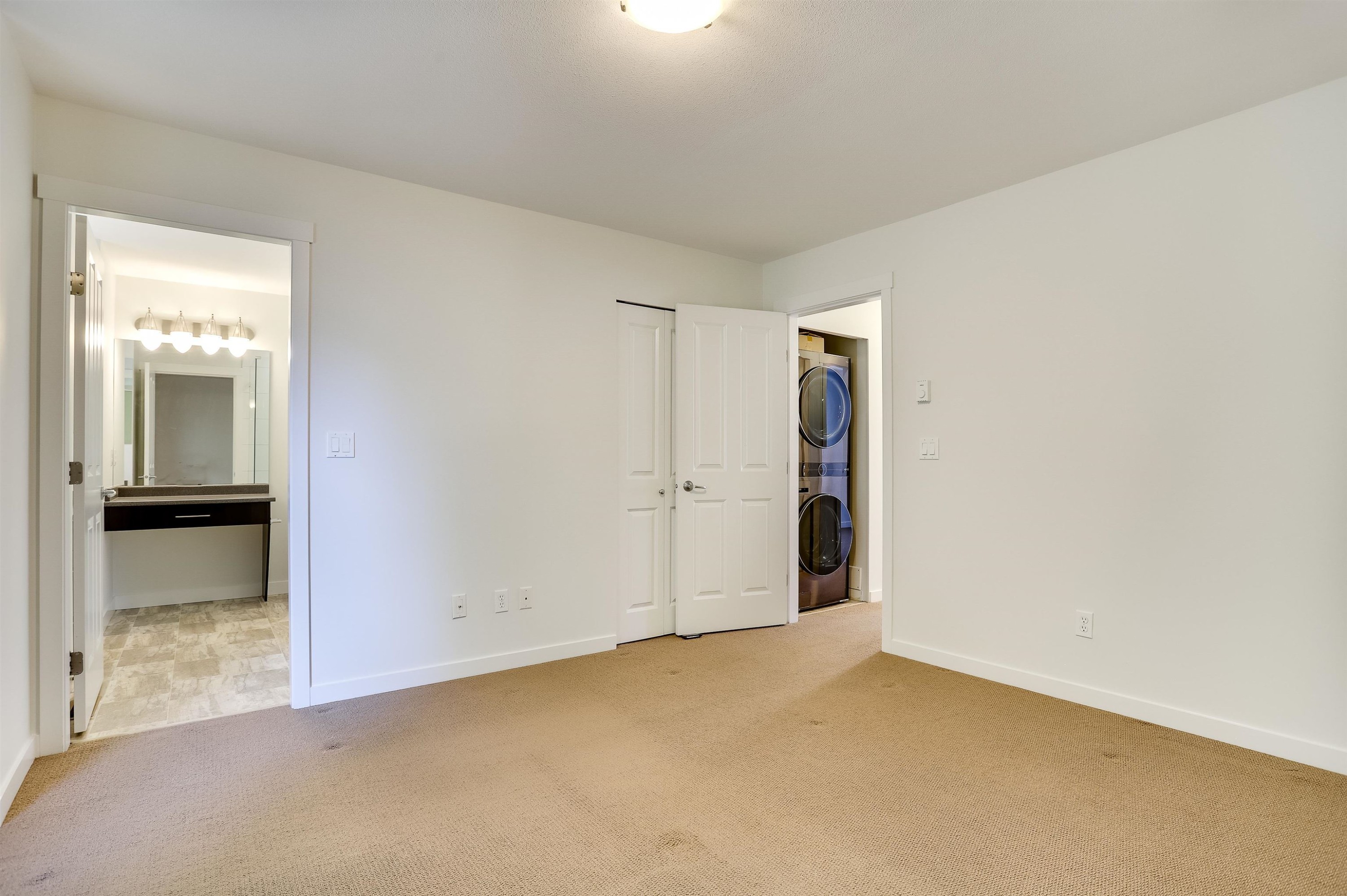 13-6575 192 Street, Surrey, BC
