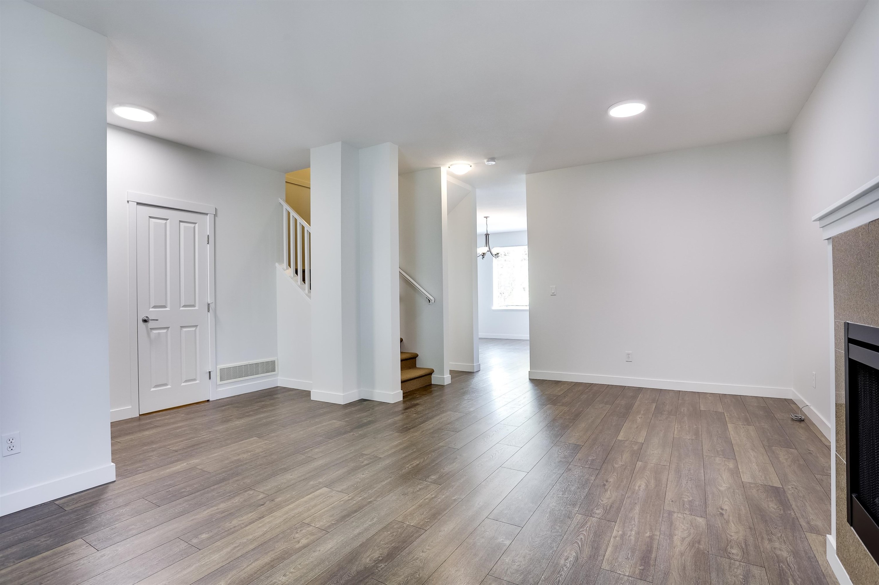 13-6575 192 Street, Surrey, BC