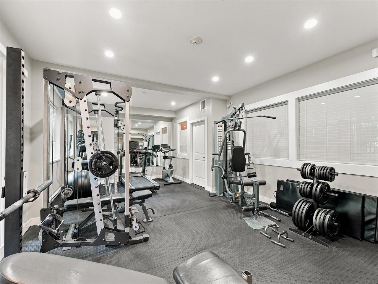 224-9655 King George Boulevard, Surrey, BC