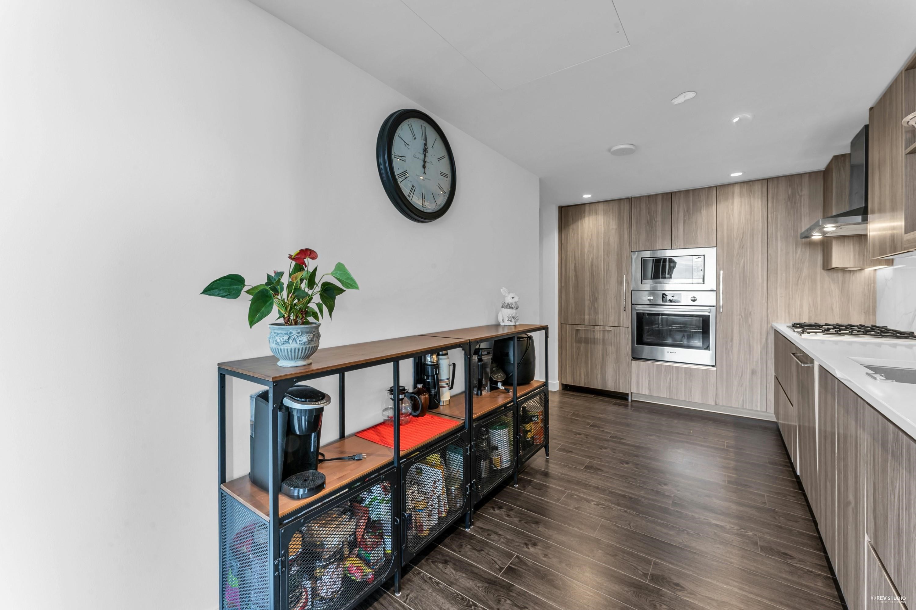 2710-9887 Whalley Boulevard, Surrey, BC