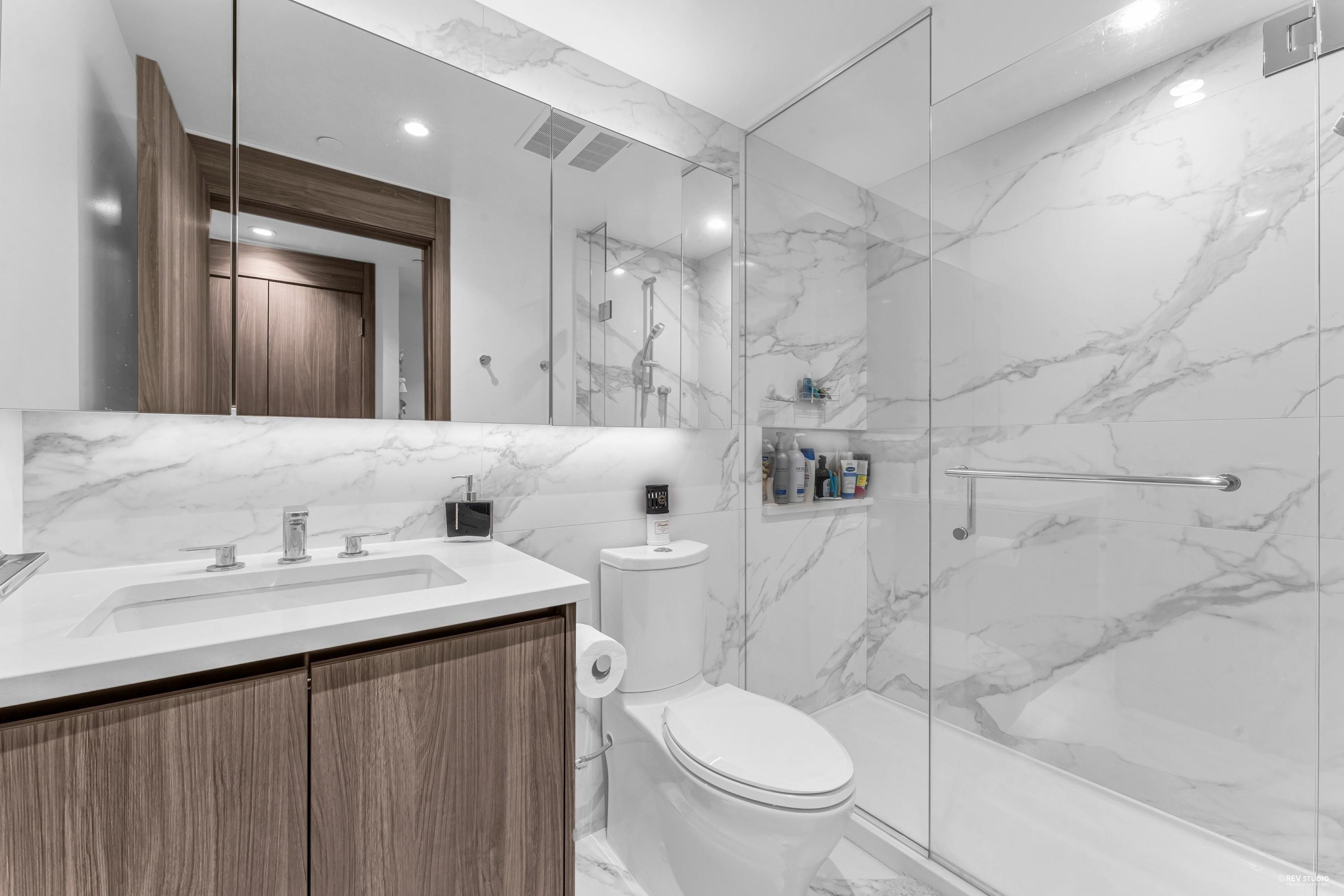 2710-9887 Whalley Boulevard, Surrey, BC