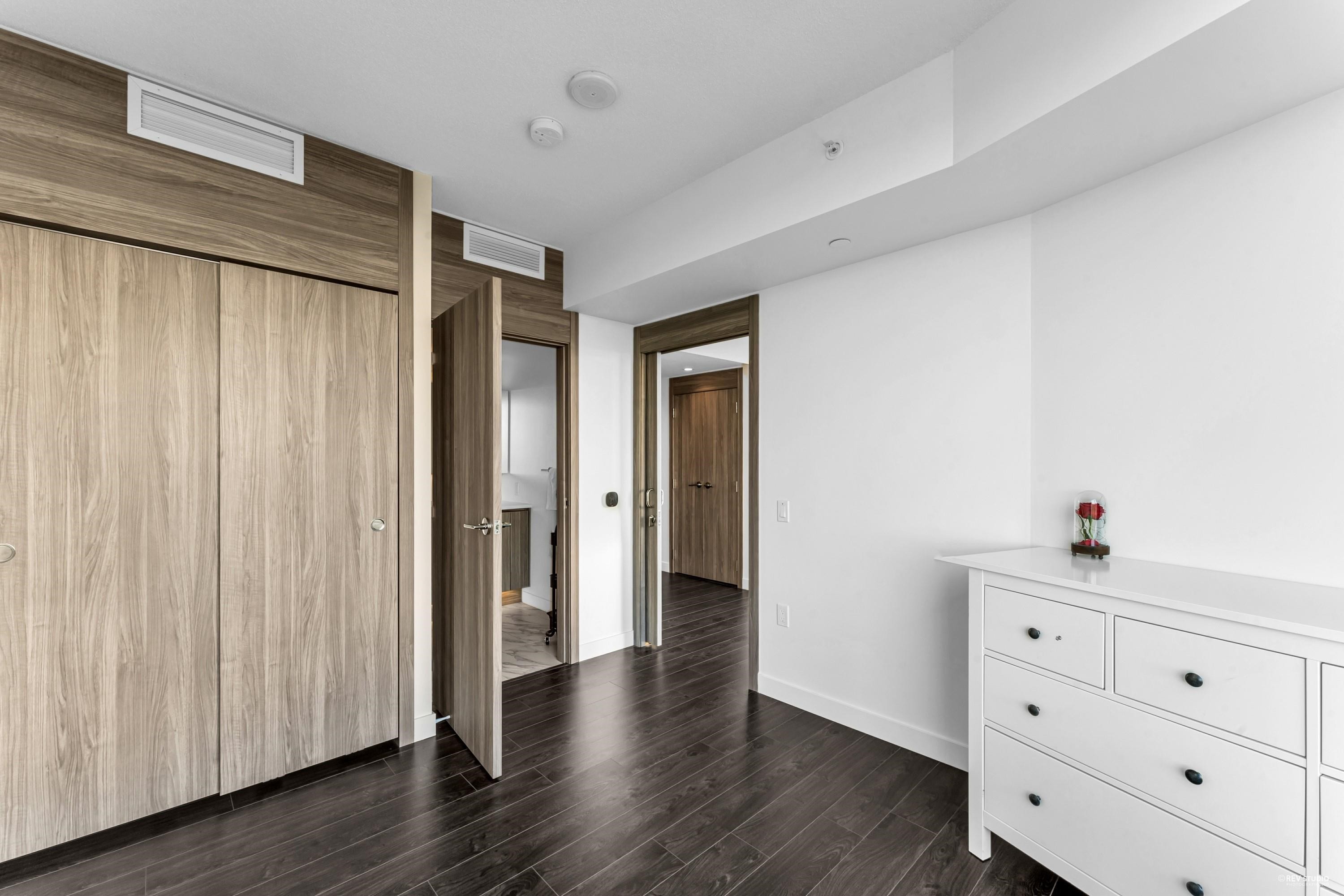 2710-9887 Whalley Boulevard, Surrey, BC