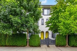 4-16357 15 Avenue Surrey, BC V4A 0C2