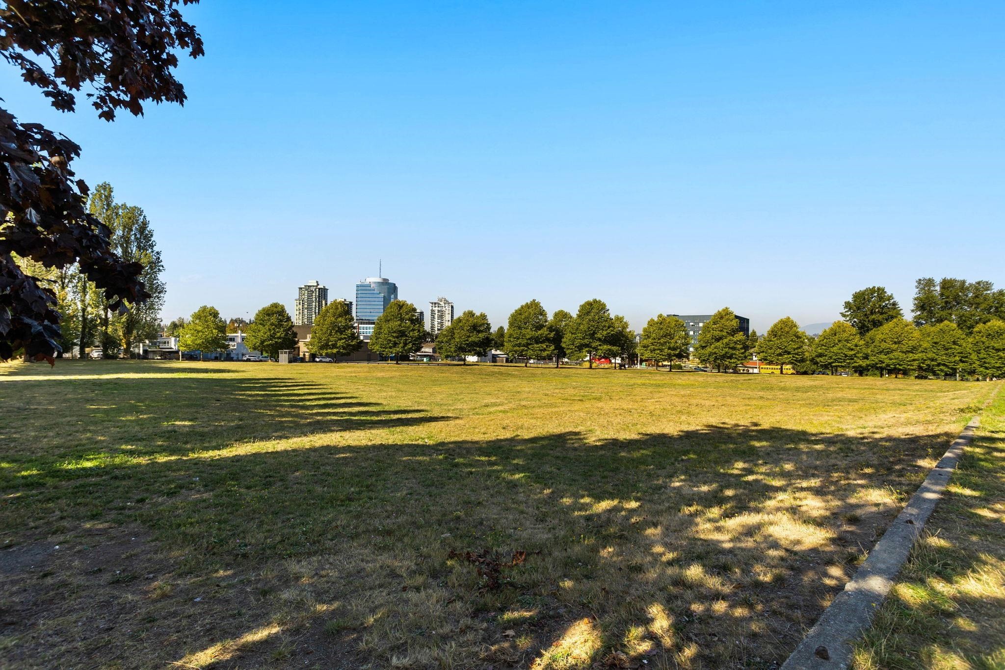 518-10838 Whalley Boulevard, Surrey, BC