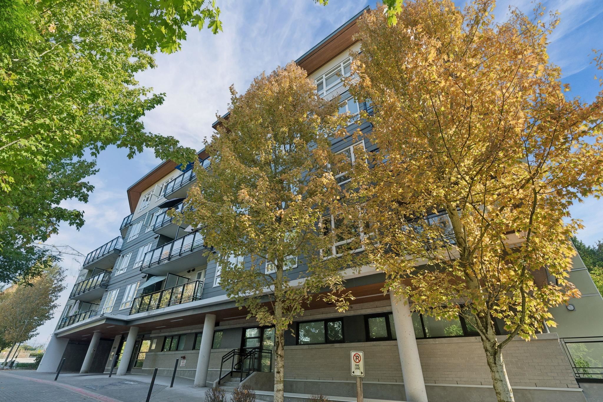 307-13919 Fraser Highway, Surrey, BC