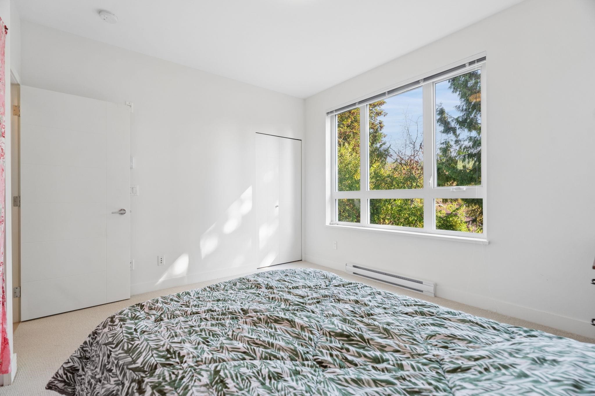 307-13919 Fraser Highway, Surrey, BC