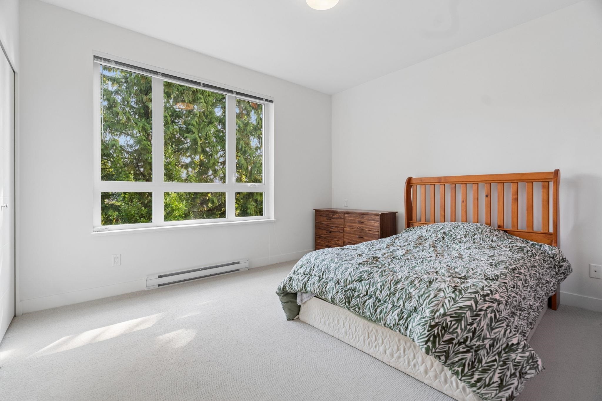 307-13919 Fraser Highway, Surrey, BC
