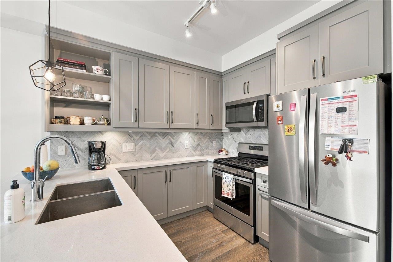 313-14550 Winter Crescent, Surrey, BC