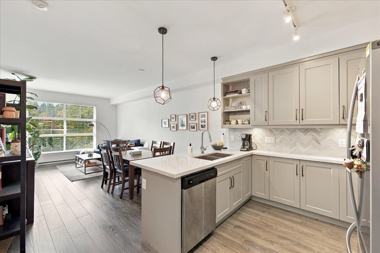 313-14550 Winter Crescent, Surrey, BC