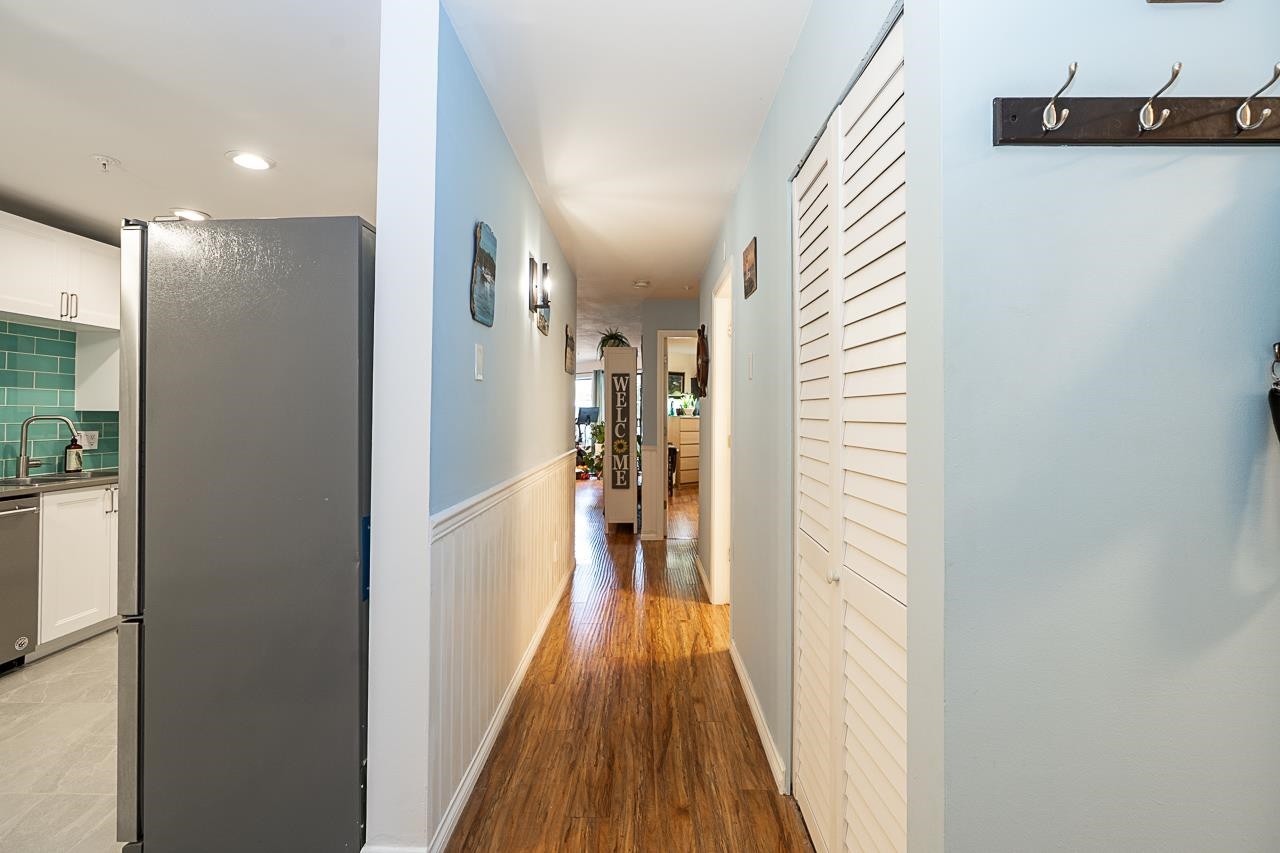 201-1440 George Street, White Rock, BC