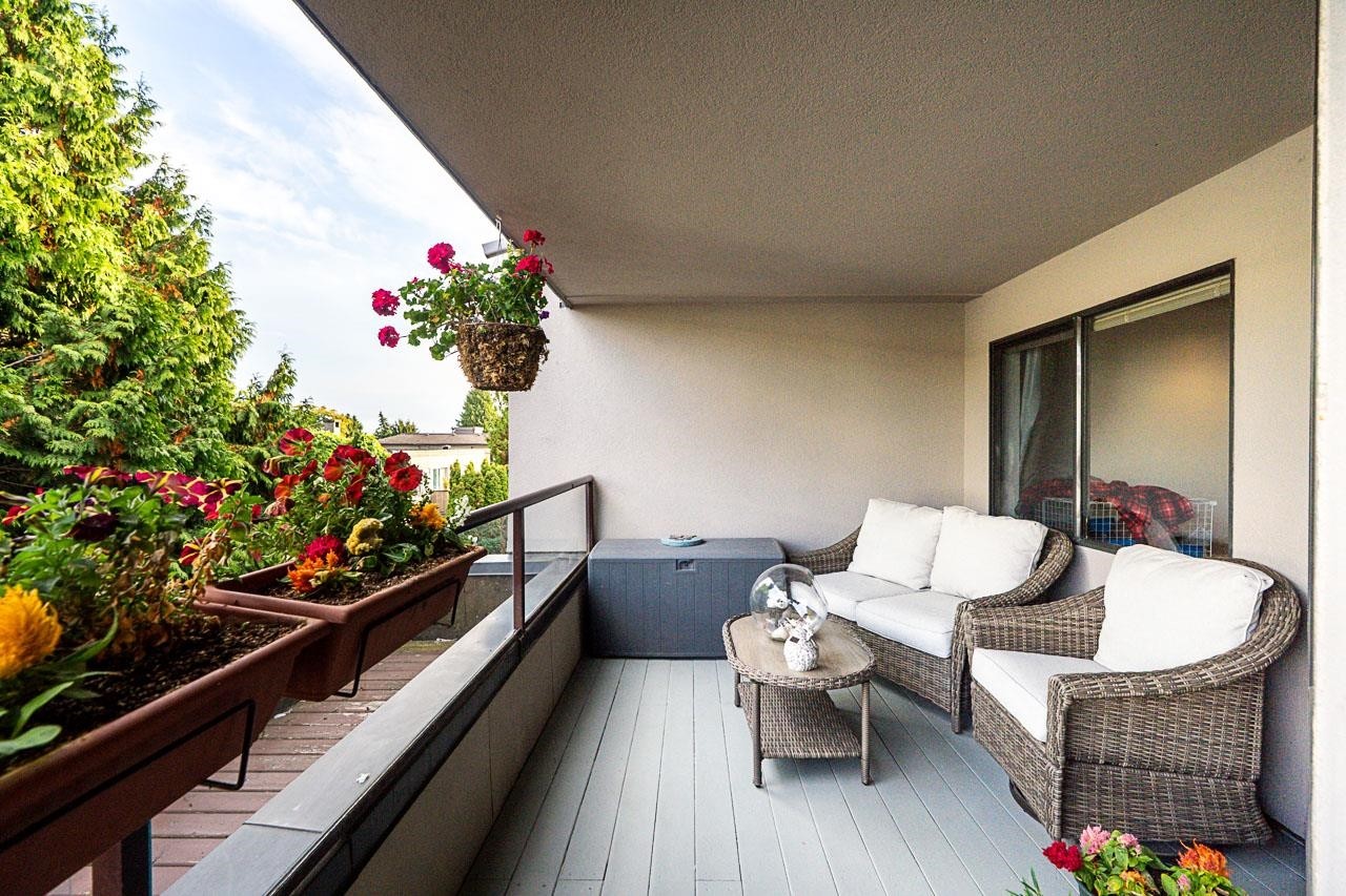 201-1440 George Street, White Rock, BC