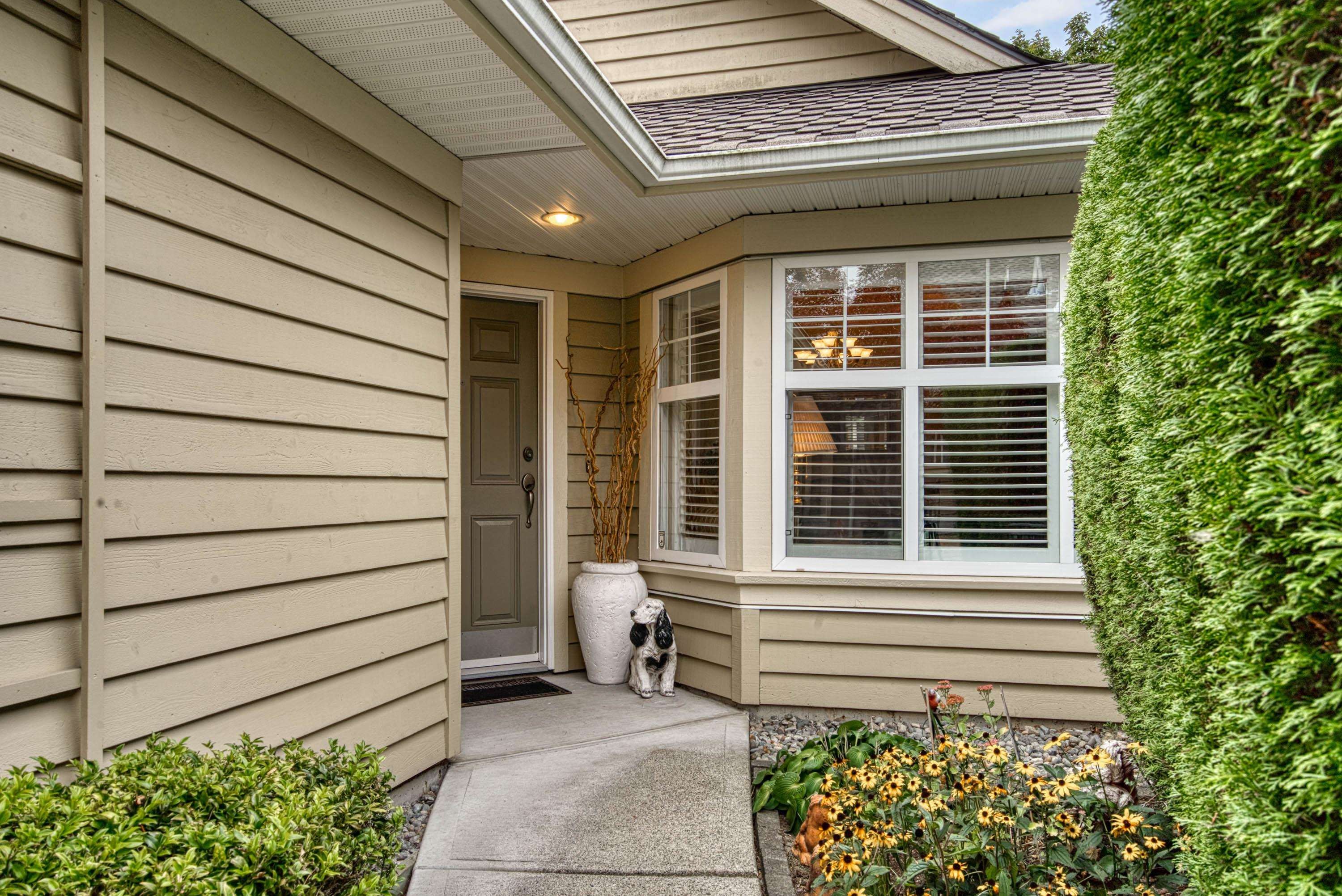 96-15500 Rosemary Heights Crescent, Surrey, BC