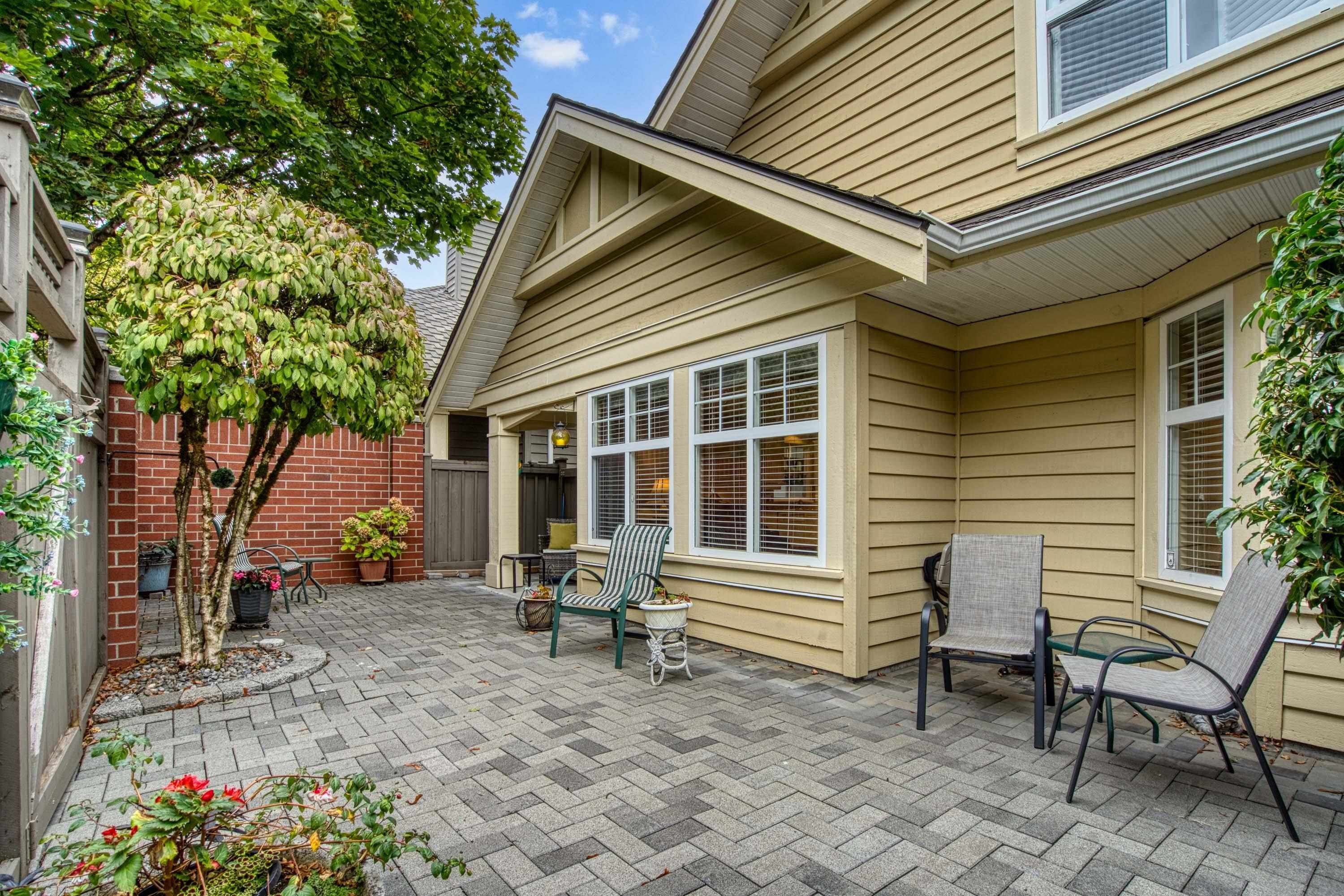96-15500 Rosemary Heights Crescent, Surrey, BC