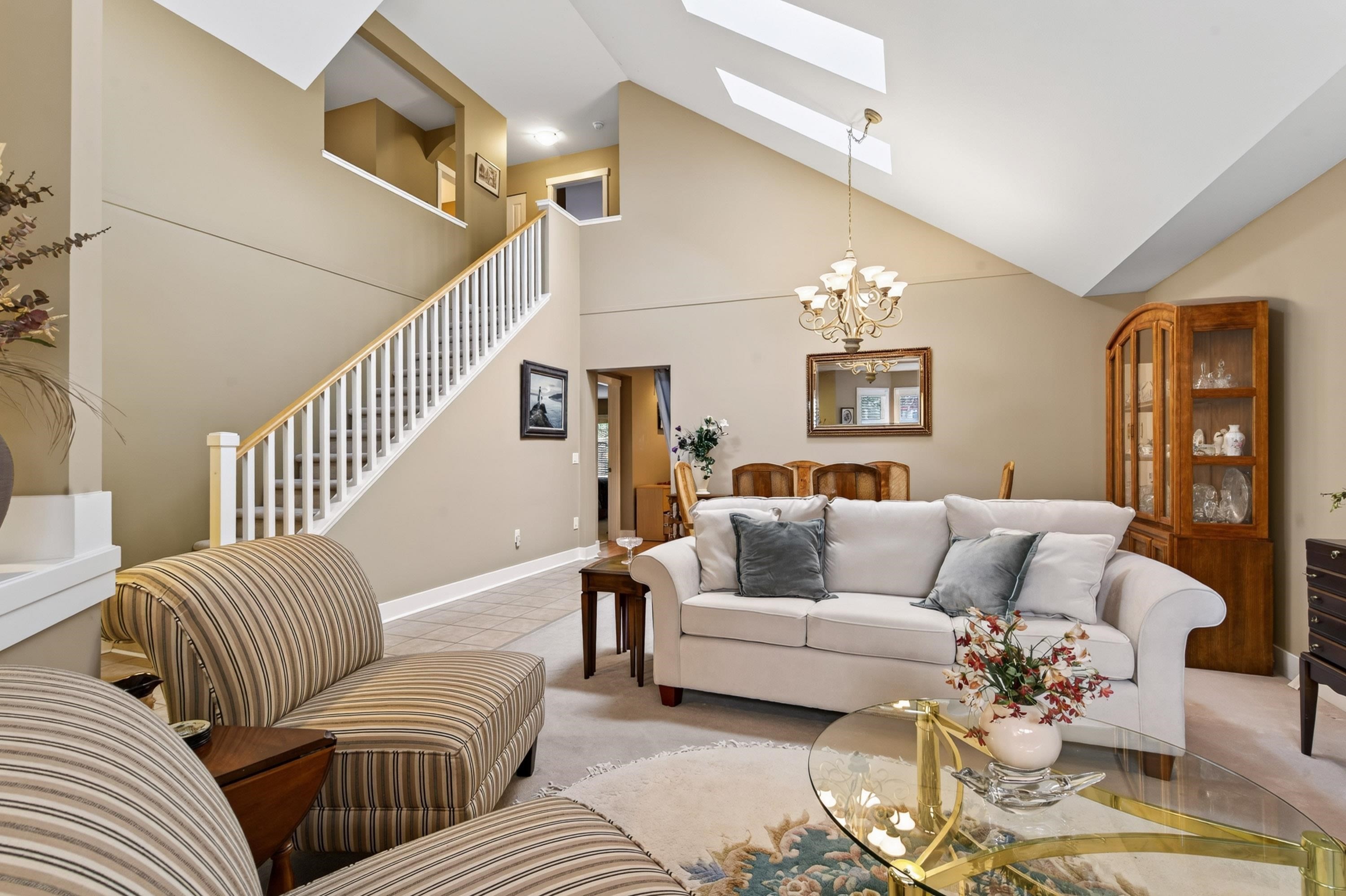 96-15500 Rosemary Heights Crescent, Surrey, BC