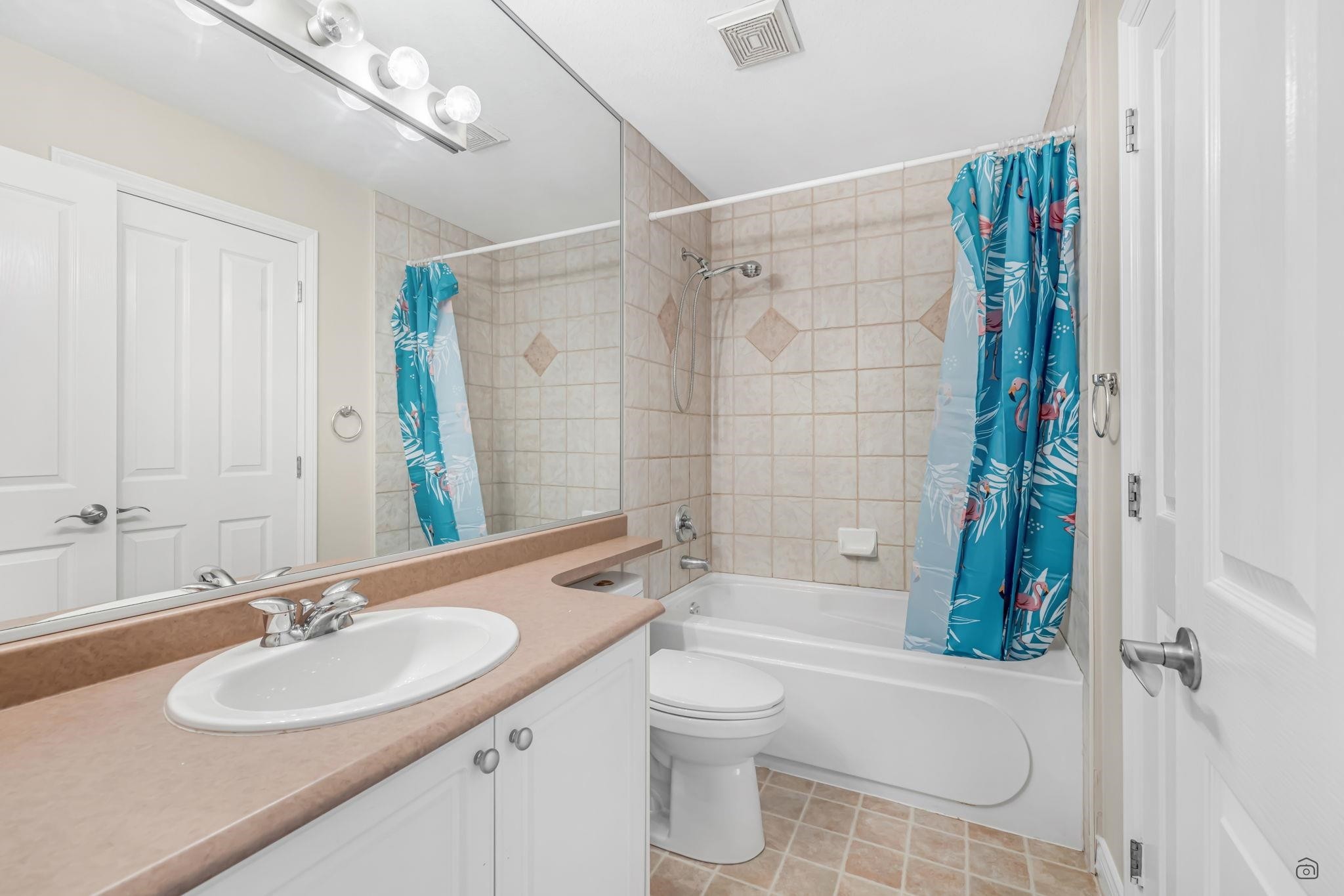25-16760 61 Avenue, Surrey, BC