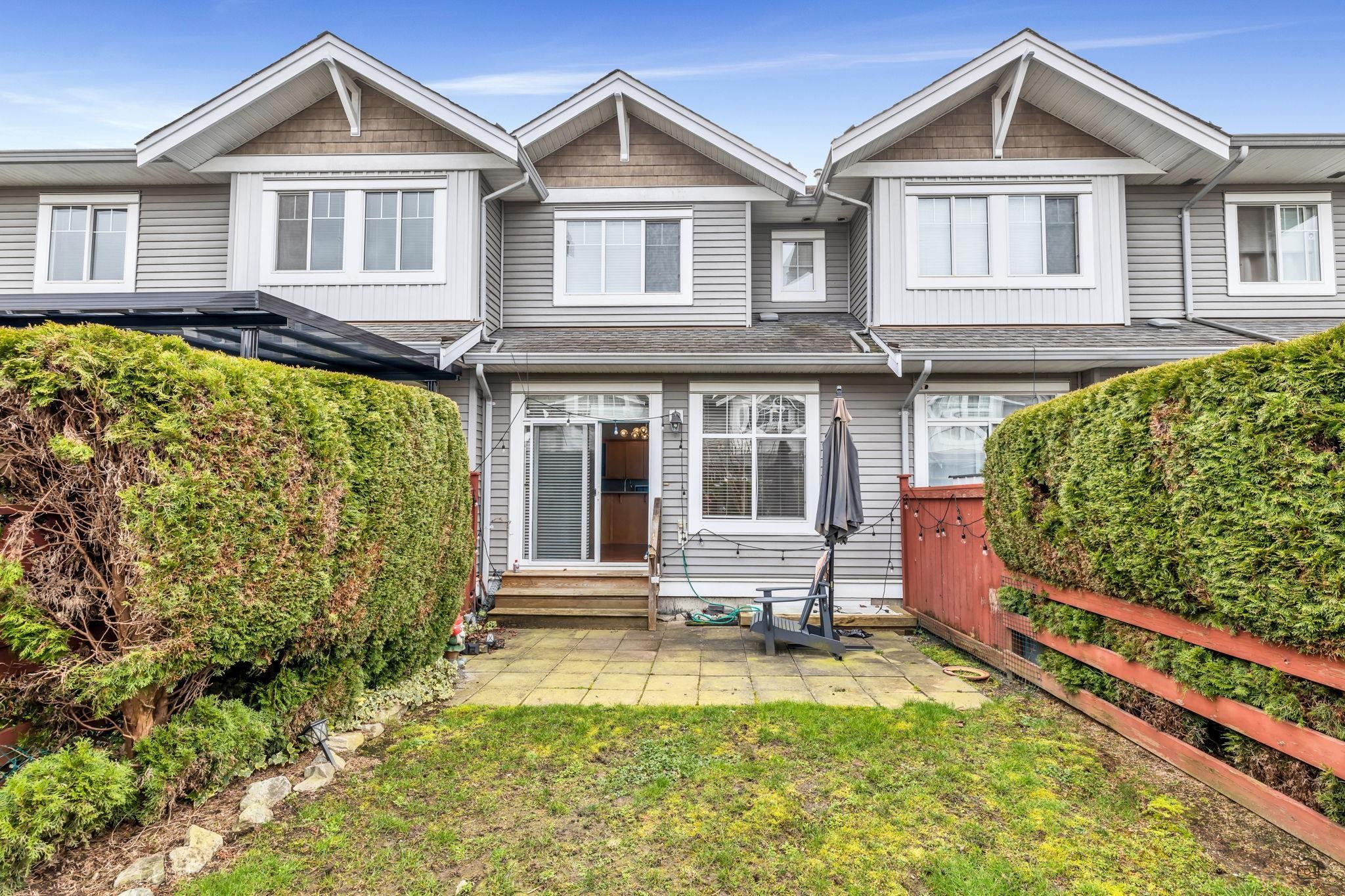 25-16760 61 Avenue, Surrey, BC