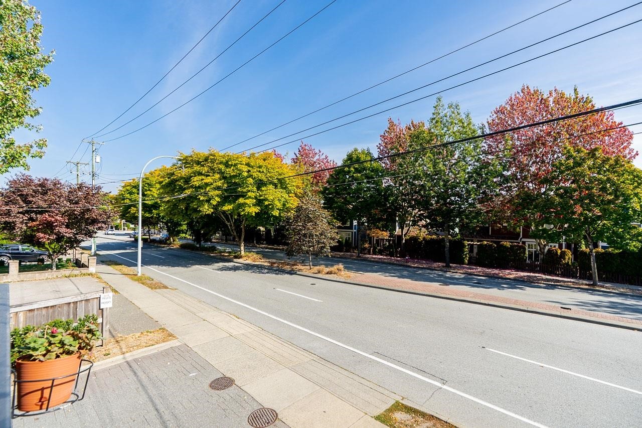 1-6033 168 Street, Surrey, BC